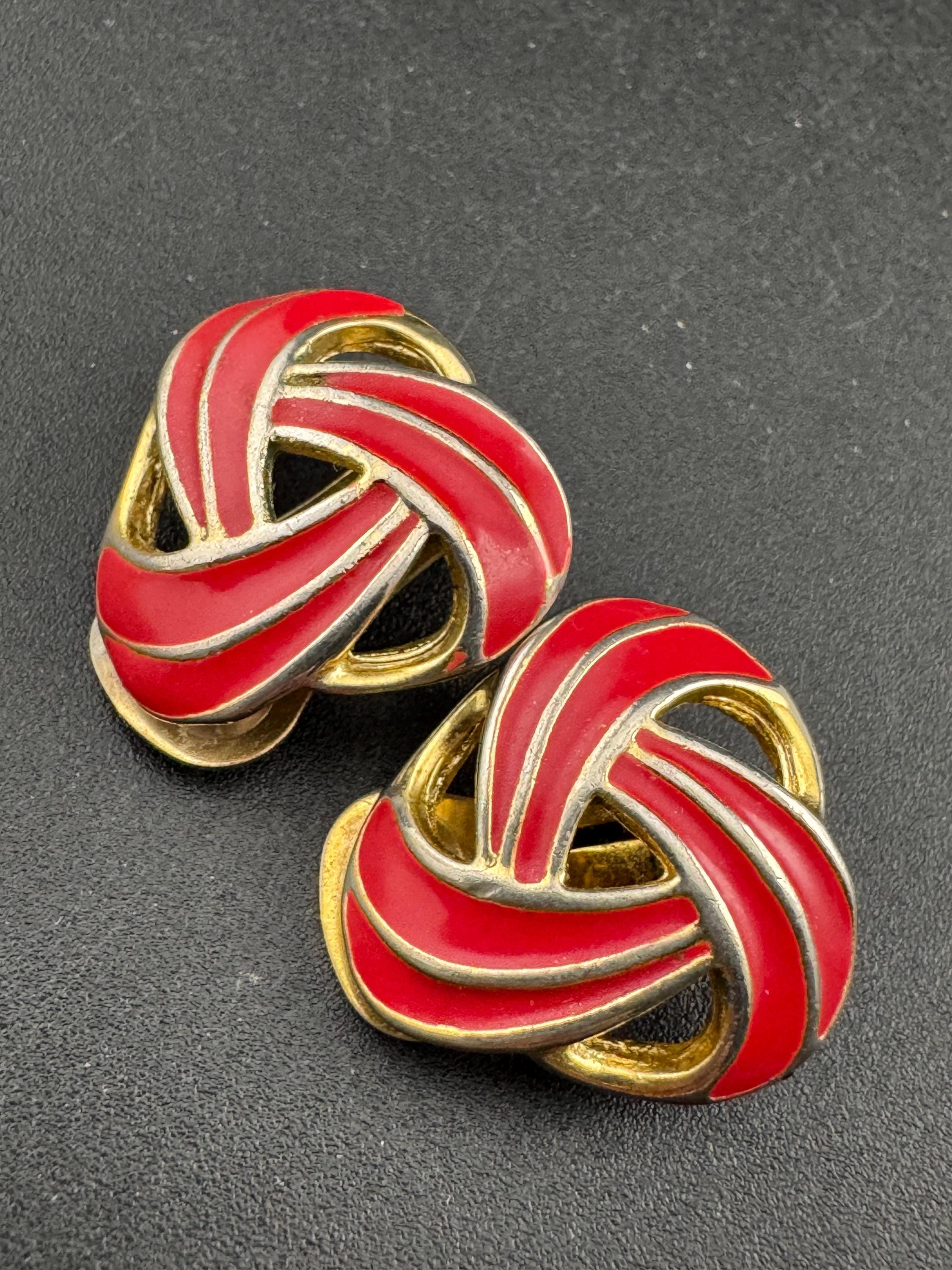 Vintage Retro Gold tone classic bright red enamel clip on swirl earrings 1980s 1990s