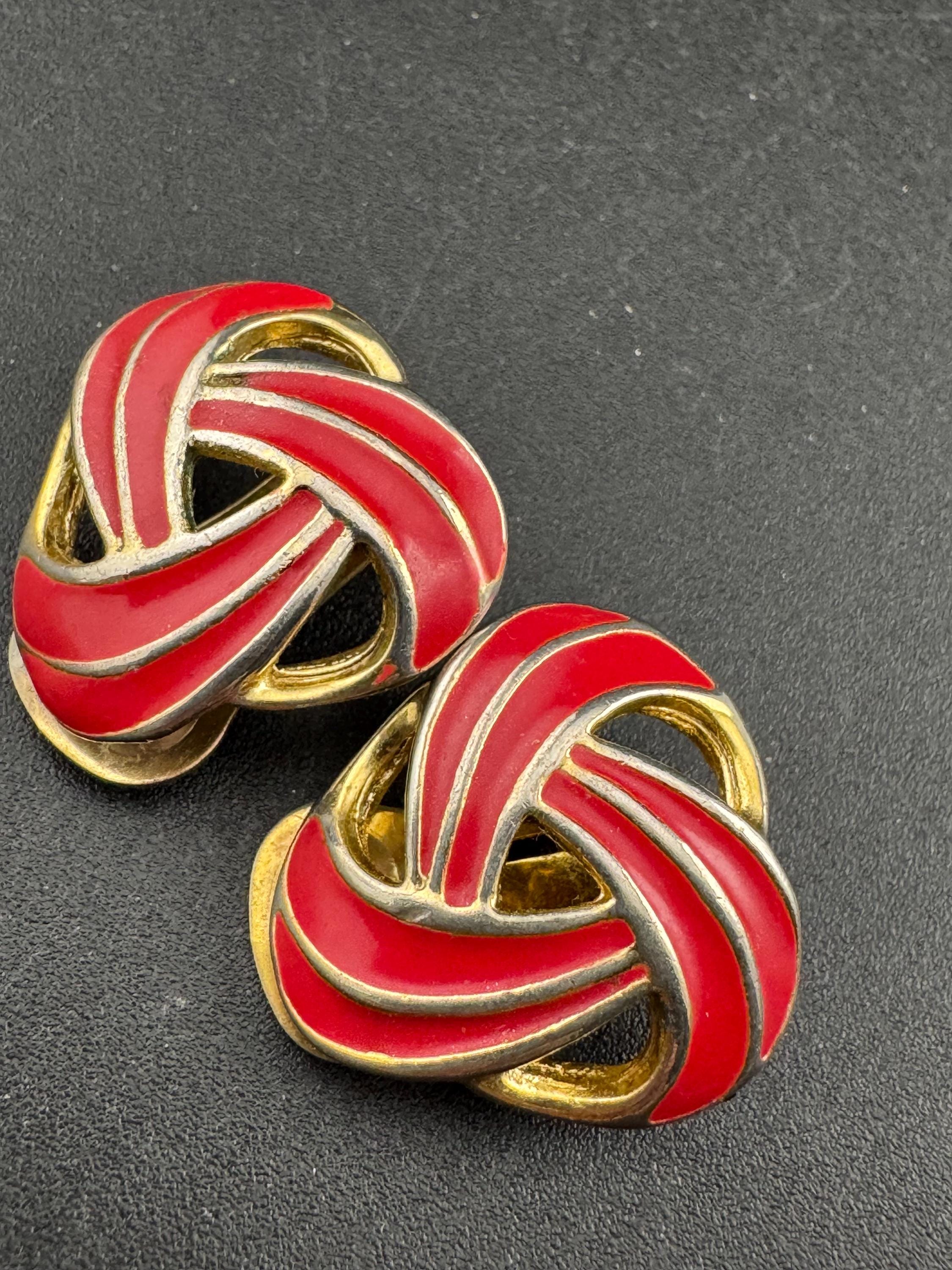 Vintage Retro Gold tone classic bright red enamel clip on swirl earrings 1980s 1990s
