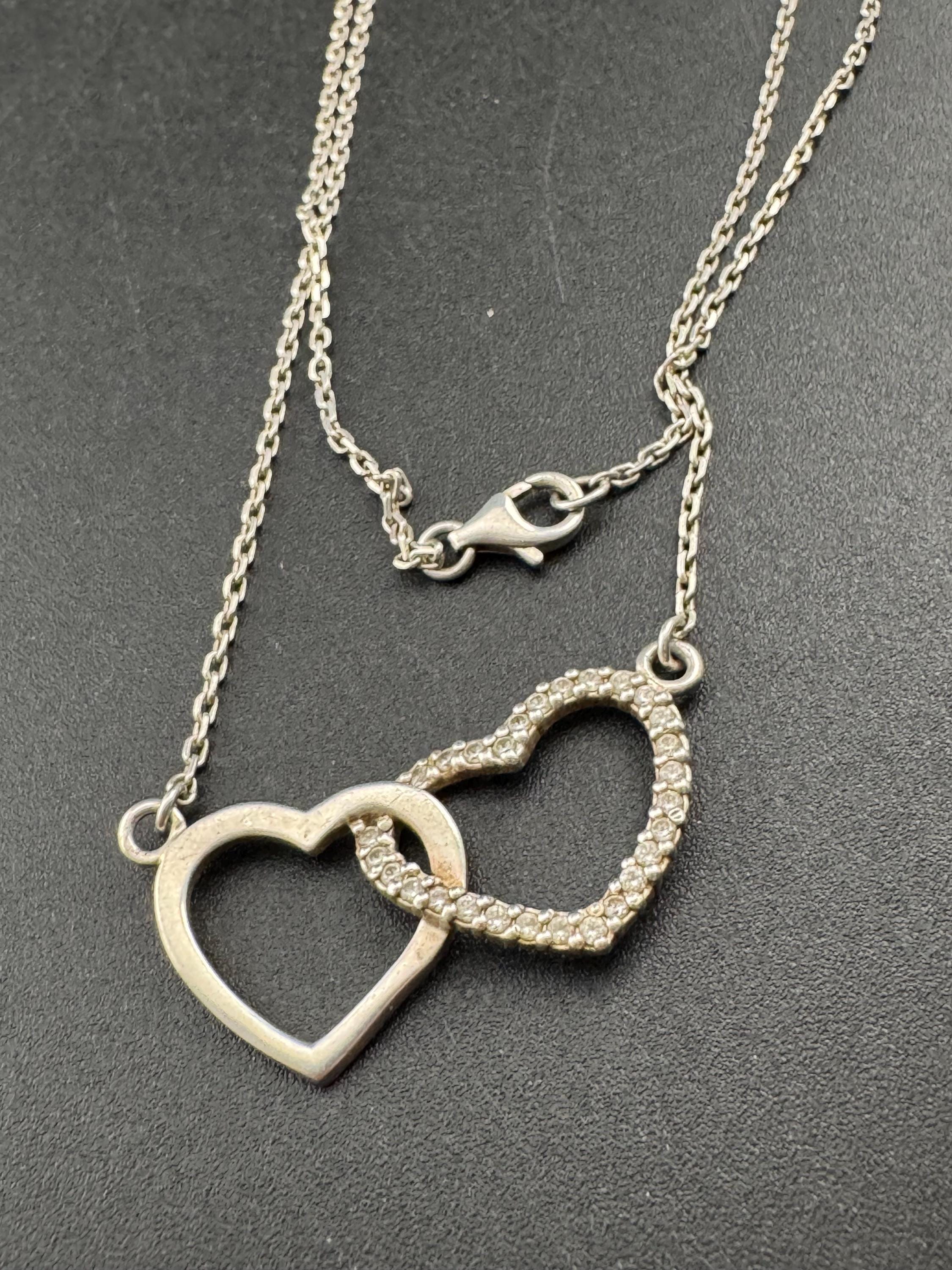 retro 925 Sterling silver CZ diamanté double heart pendant necklace on a 41 cm chain