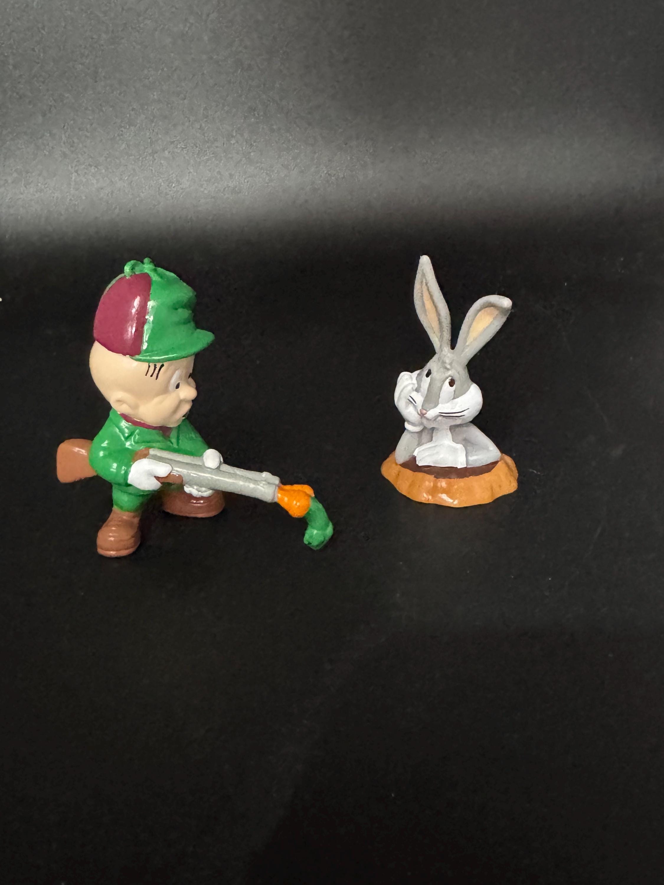 Retro Elmer Fudd and bugs bunny reusable plastic cake topper decoration 2 pieces