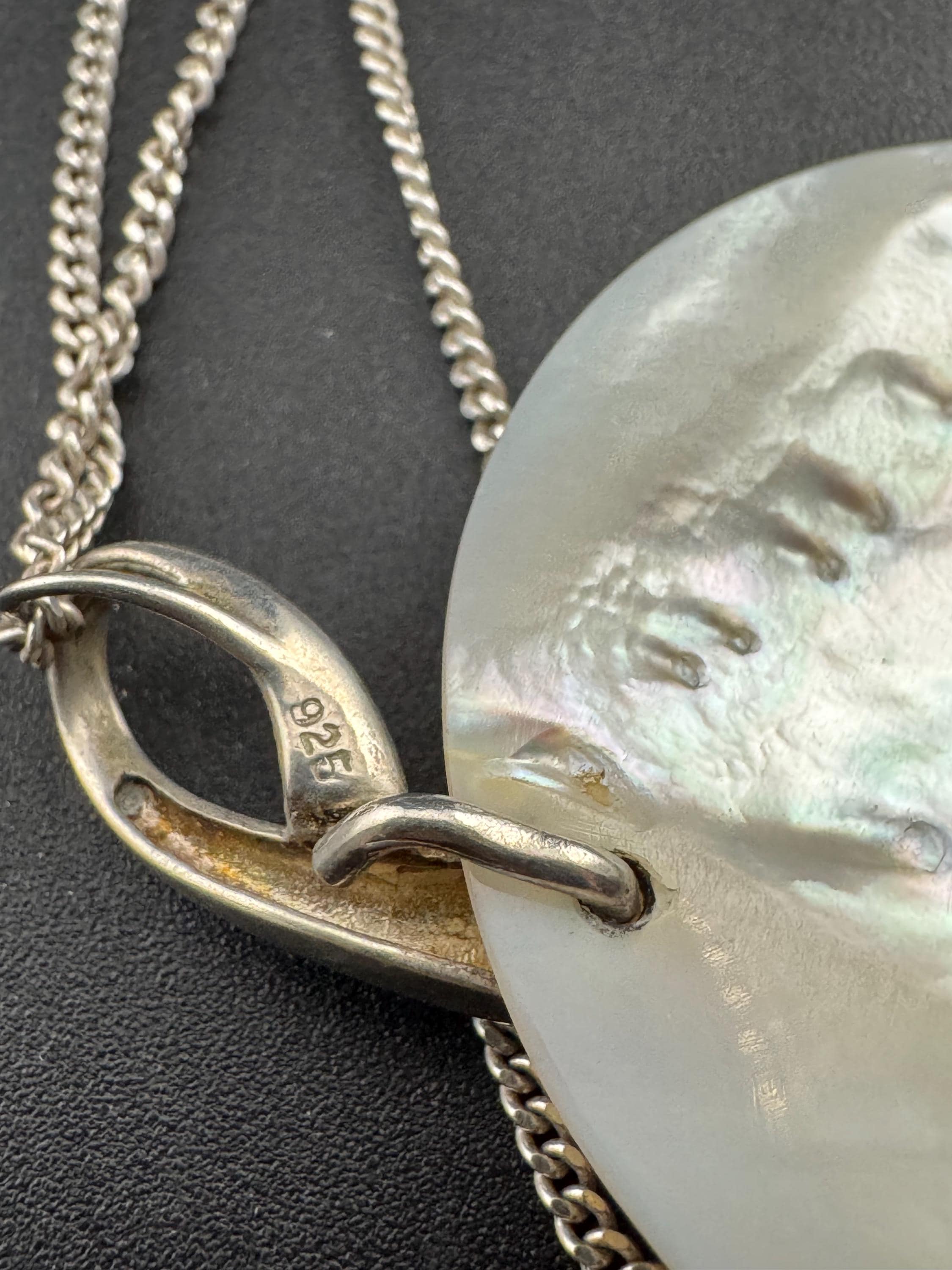Retro 1980s sterling silver and natural shell pearl 6cm disc modernist  Sterling silver pendant necklace on a 46cm chain
