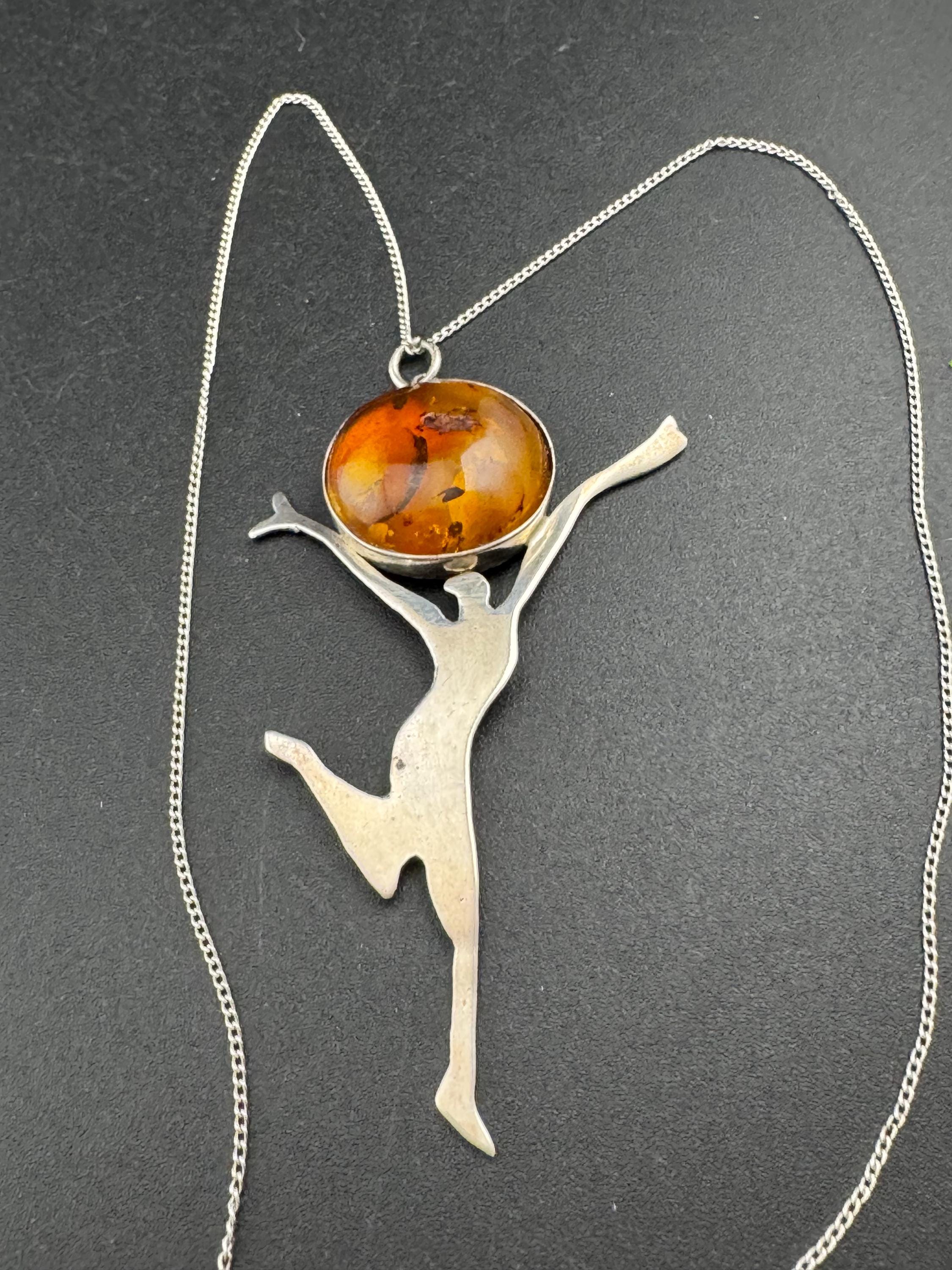 Natural Amber gem set art deco dancing lady 925 sterling Silver pendant necklace on a 40cm fine chain