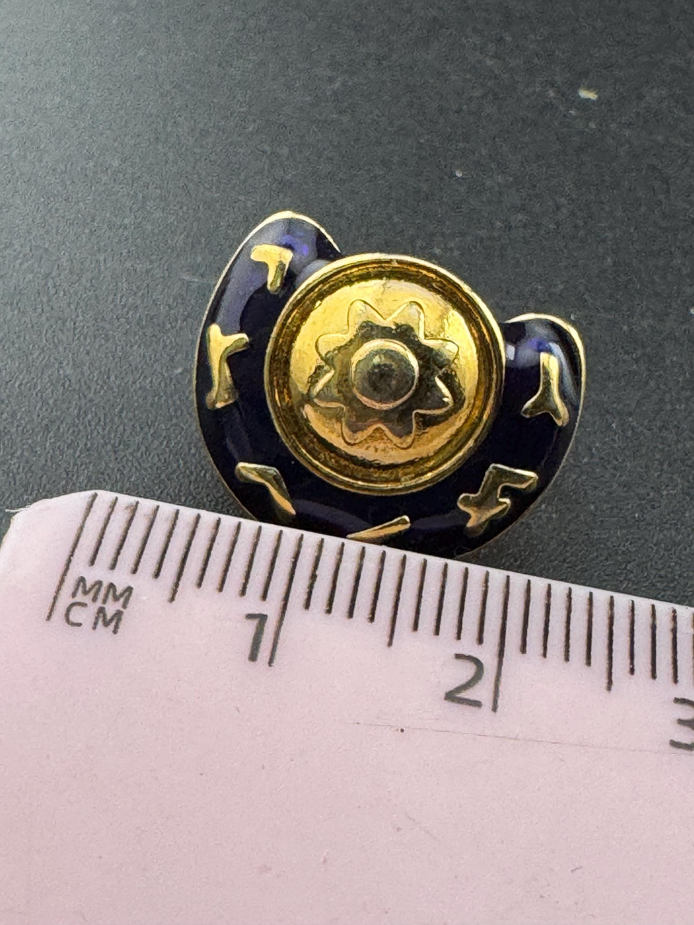 Vintage blue violet enamel clip on stud round earrings gold tone