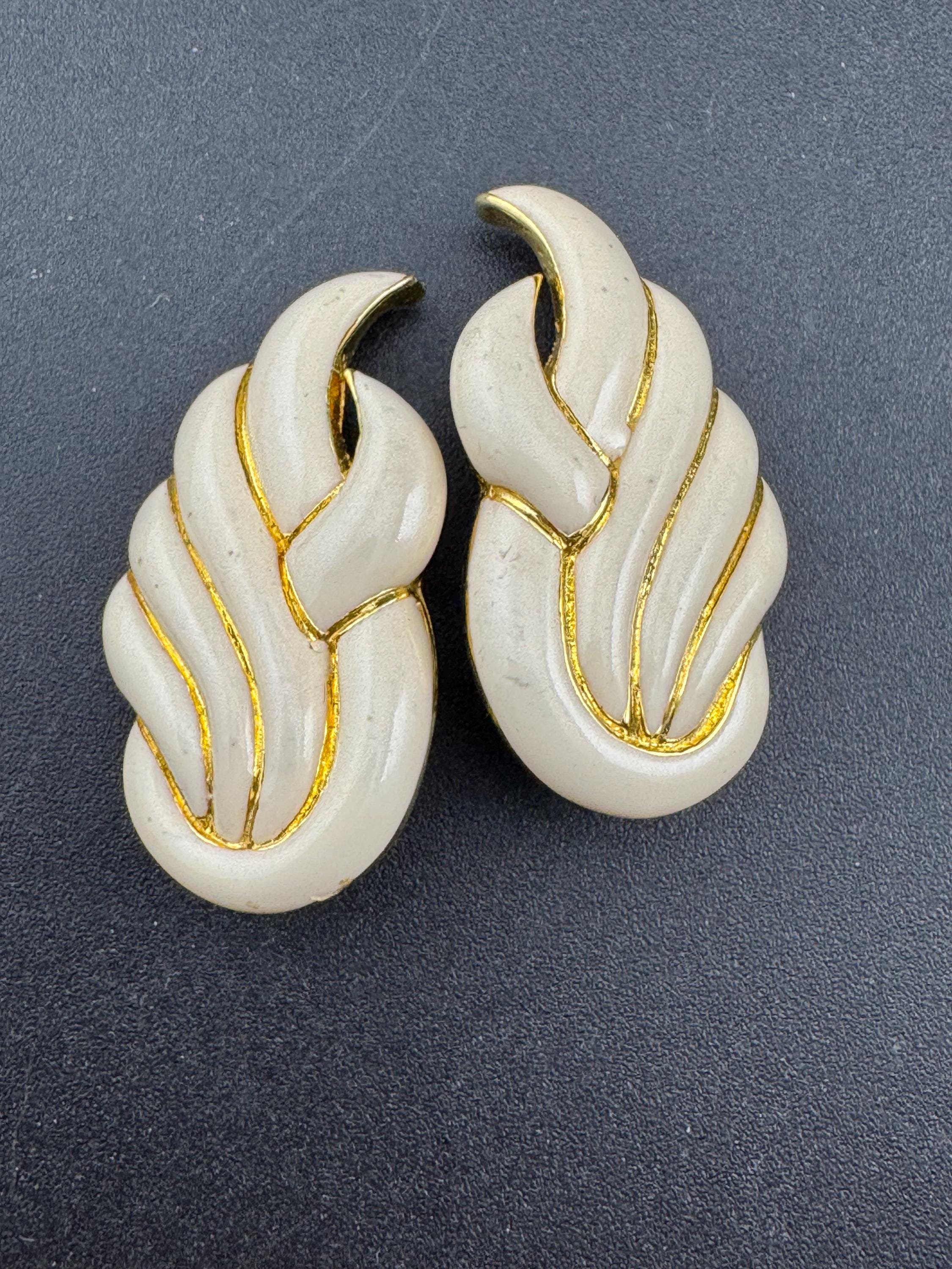 Vintage Oversized Gold Tone Clip On Earrings: Beige Enamel, 1980s-90s