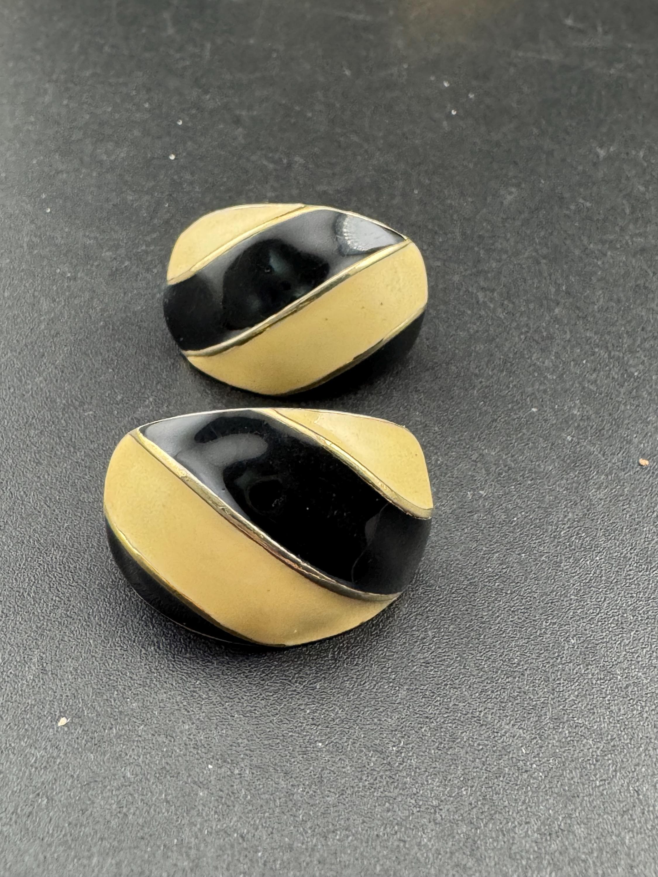 Vintage signed Vendome Gold tone cream striped enamel clip on earrings