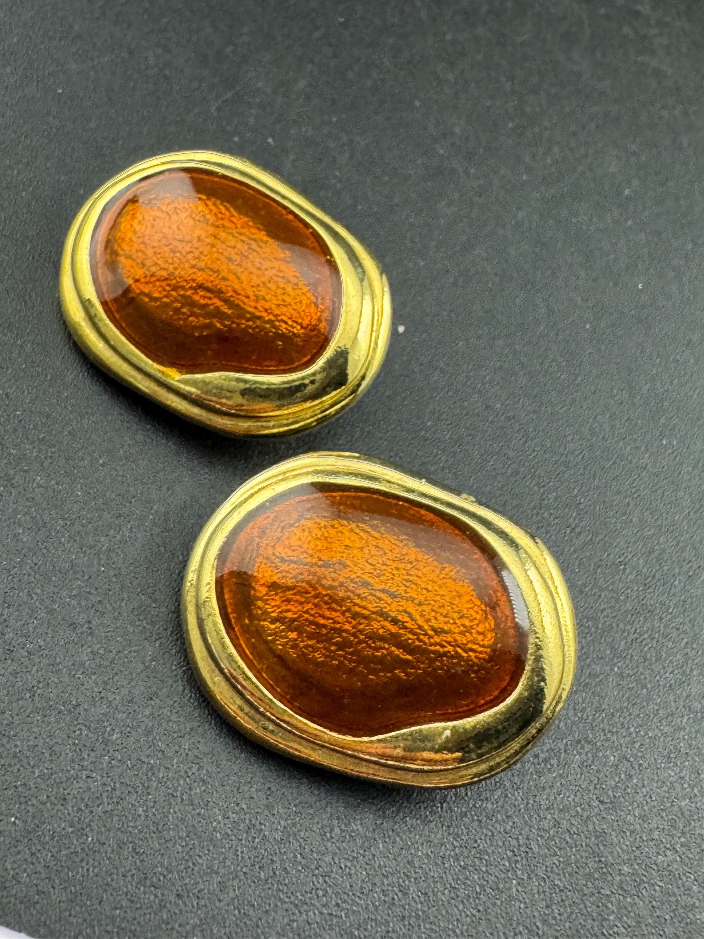 Vintage brown bronze enamel gold tone oval Clip On Stud Earrings 1980s retro