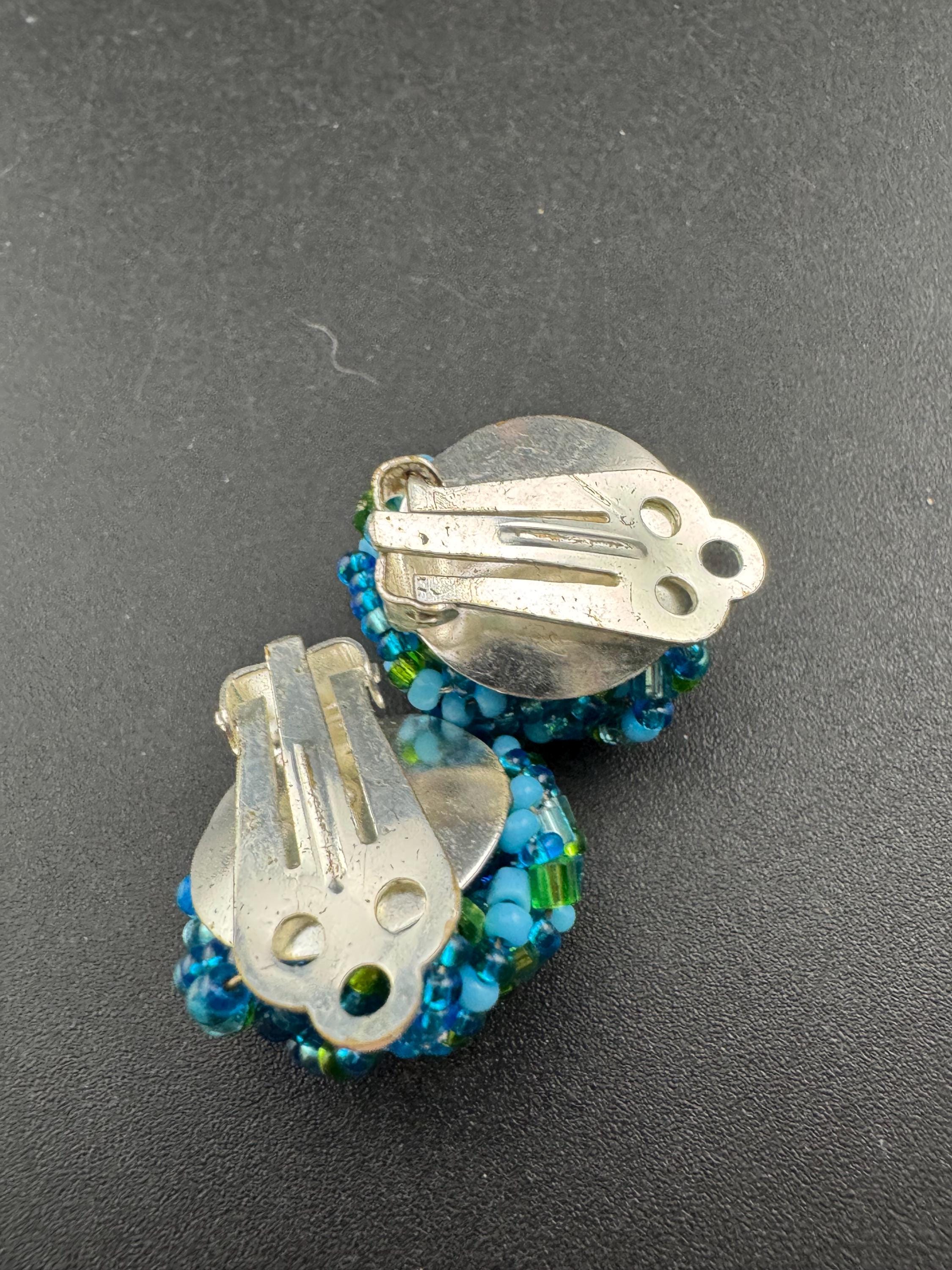 Vintage turquoise blue seed beaded KNOT Cluster Clip On Earrings