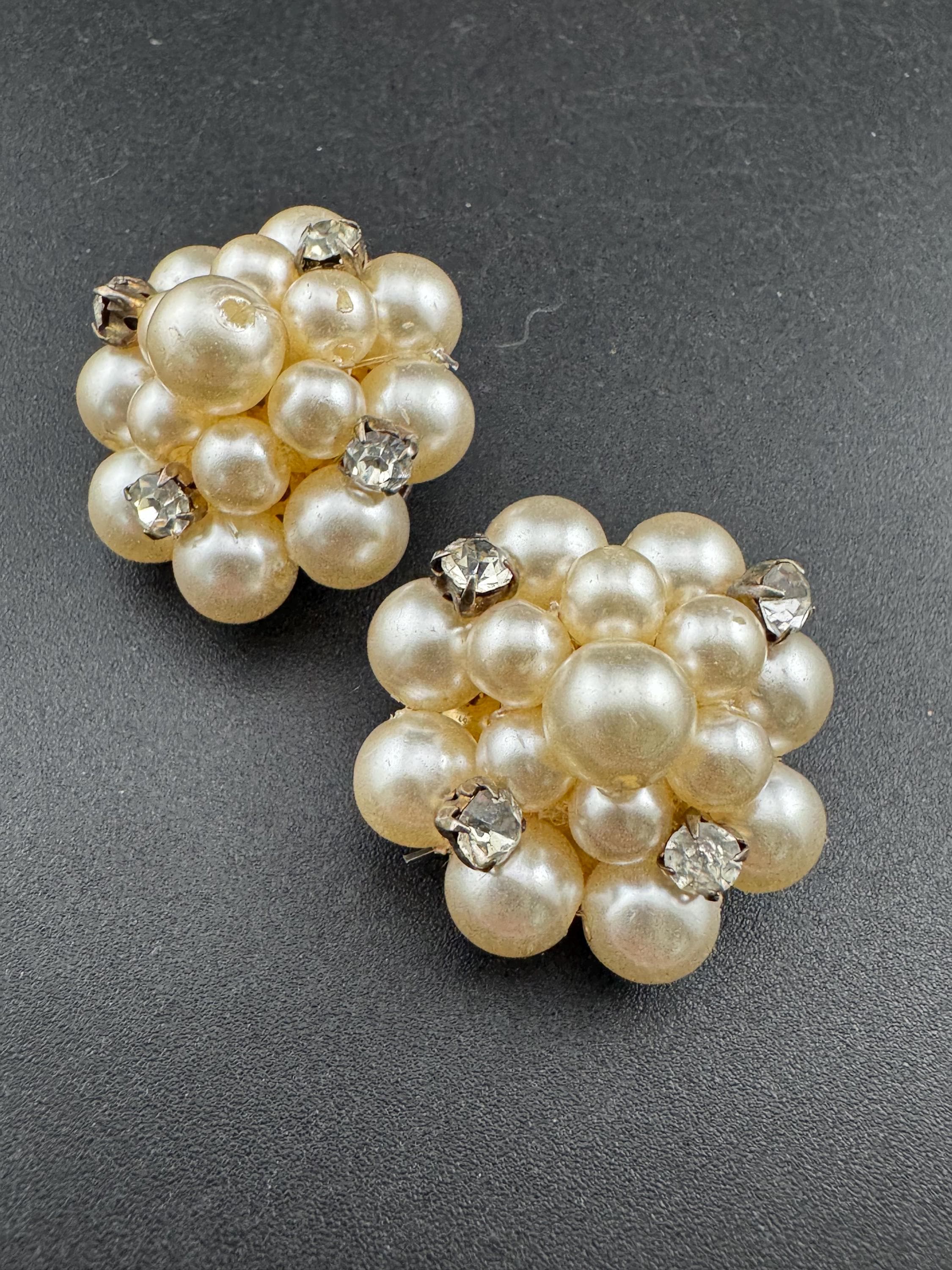 Large 2.5cm round Vintage cluster faux Pearl diamanté Clip on Statement Earrings