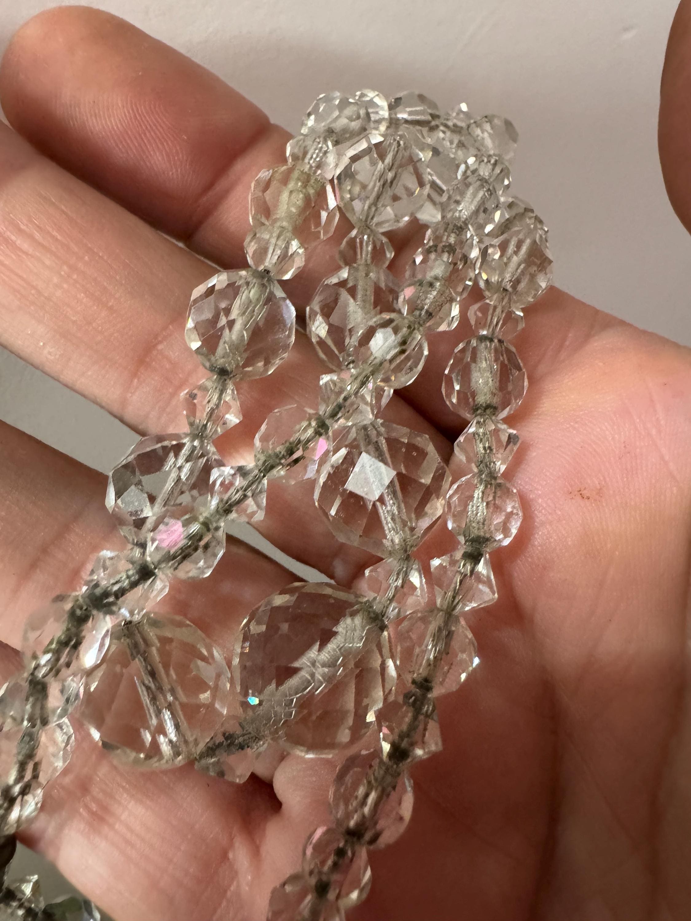 Vintage faceted clear crystal round beaded necklace 43cm art deco