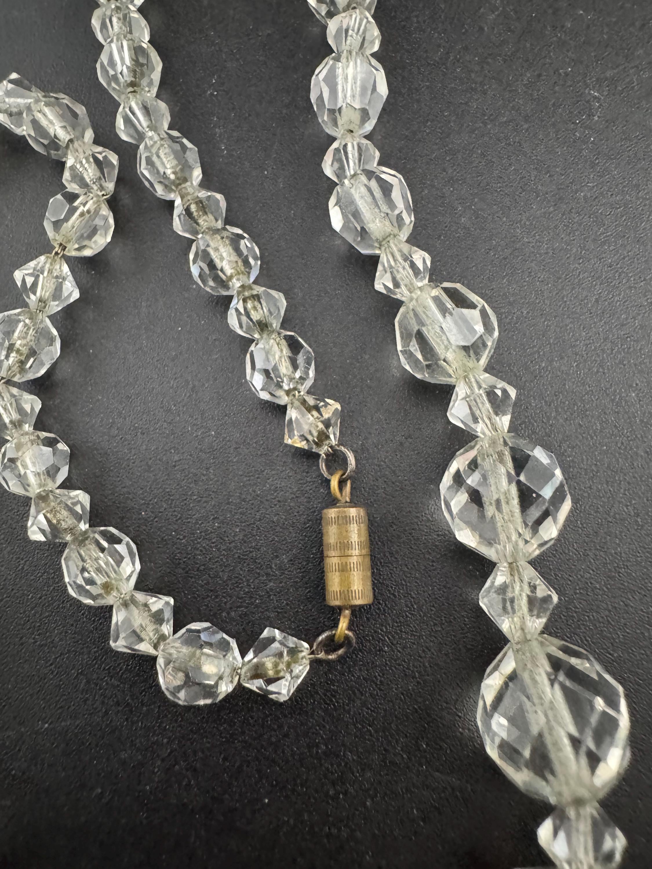 Vintage faceted clear crystal round beaded necklace 43cm art deco