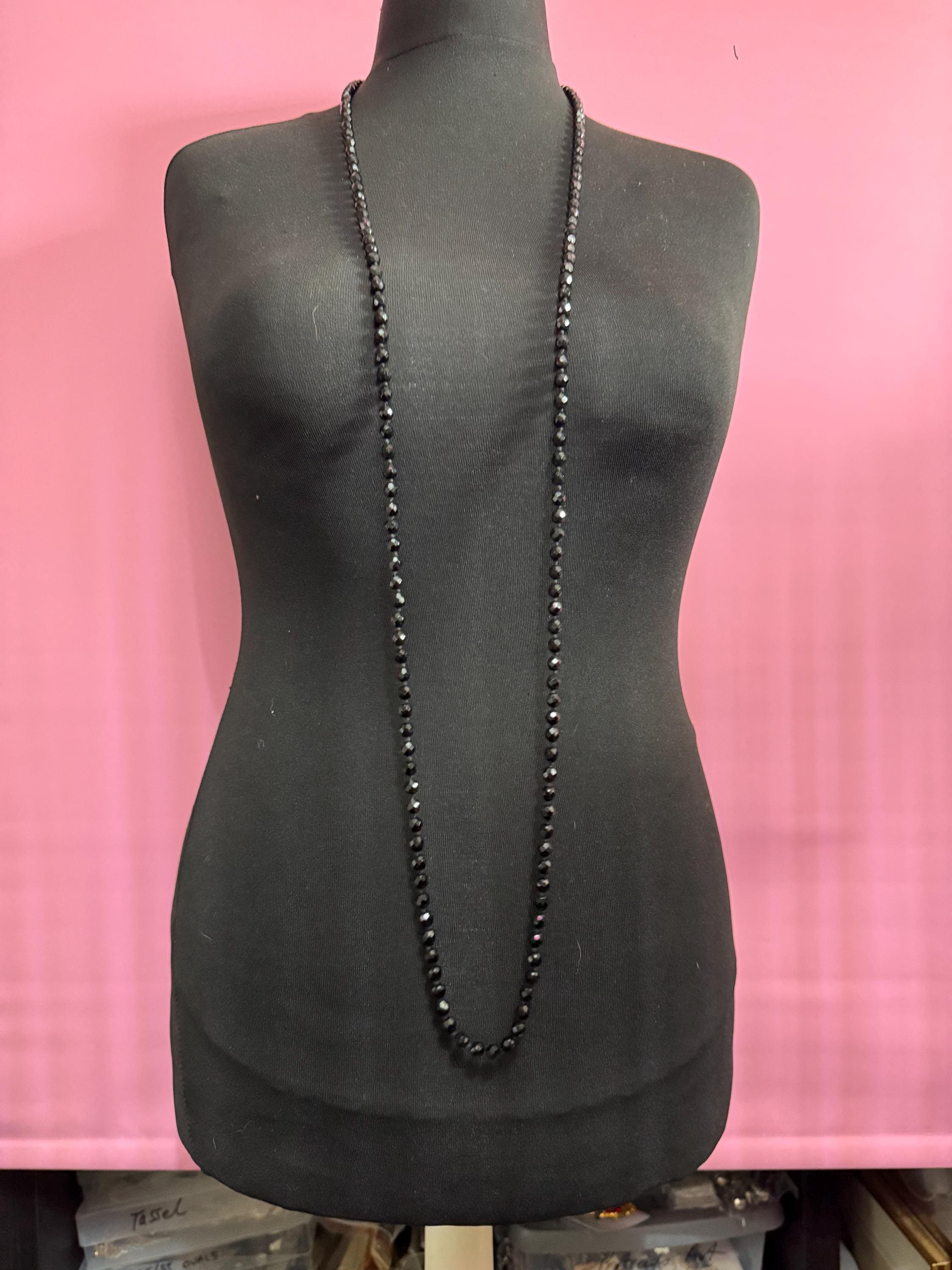 155 cm long vintage  French Jet Black Glass Lariat or sautoir long beaded flapper necklace faceted glass beads vintage art deco 1920s 1930s