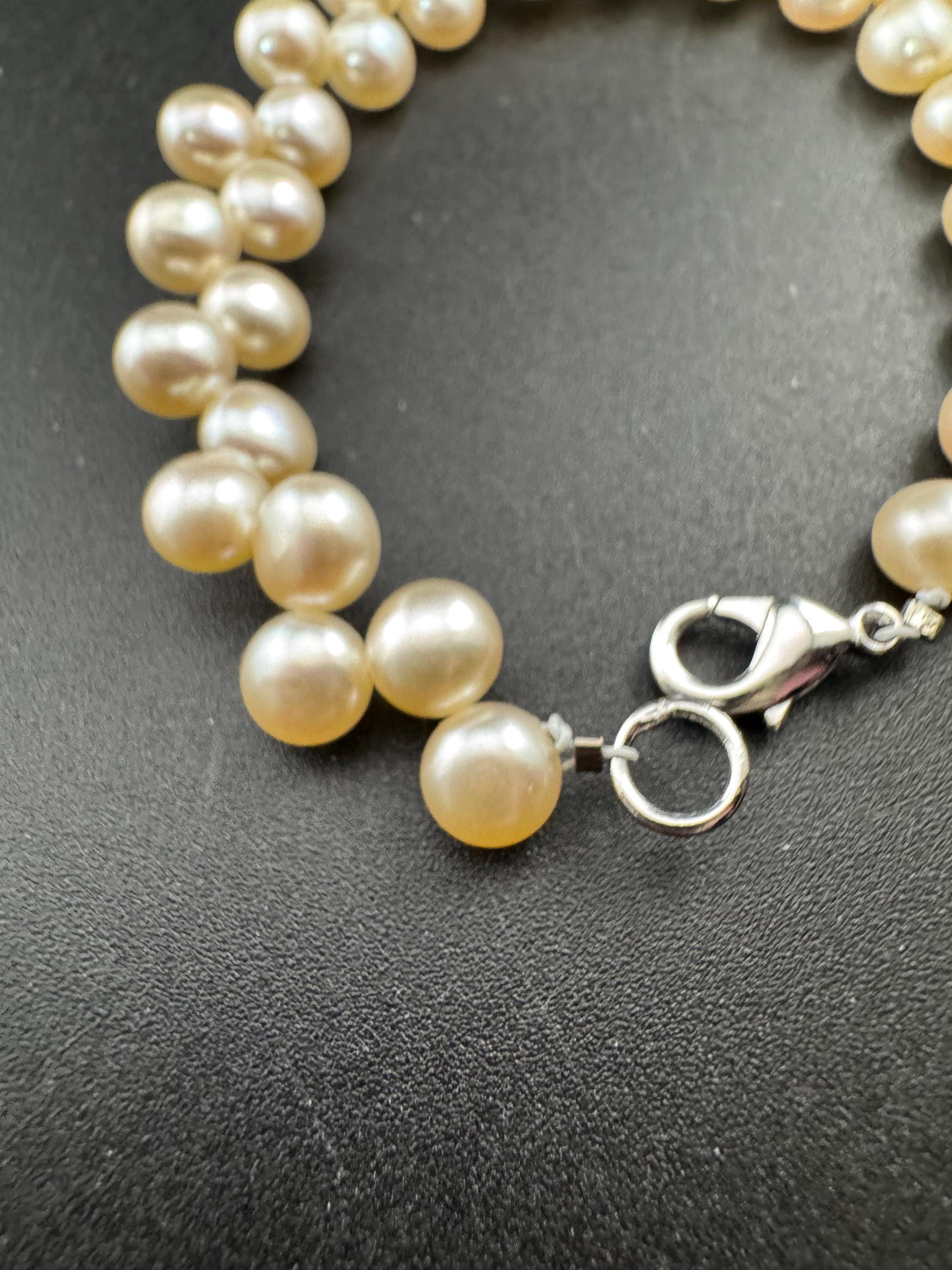 Vintage silver tone modernist genuine freshwater pearl white bracelet