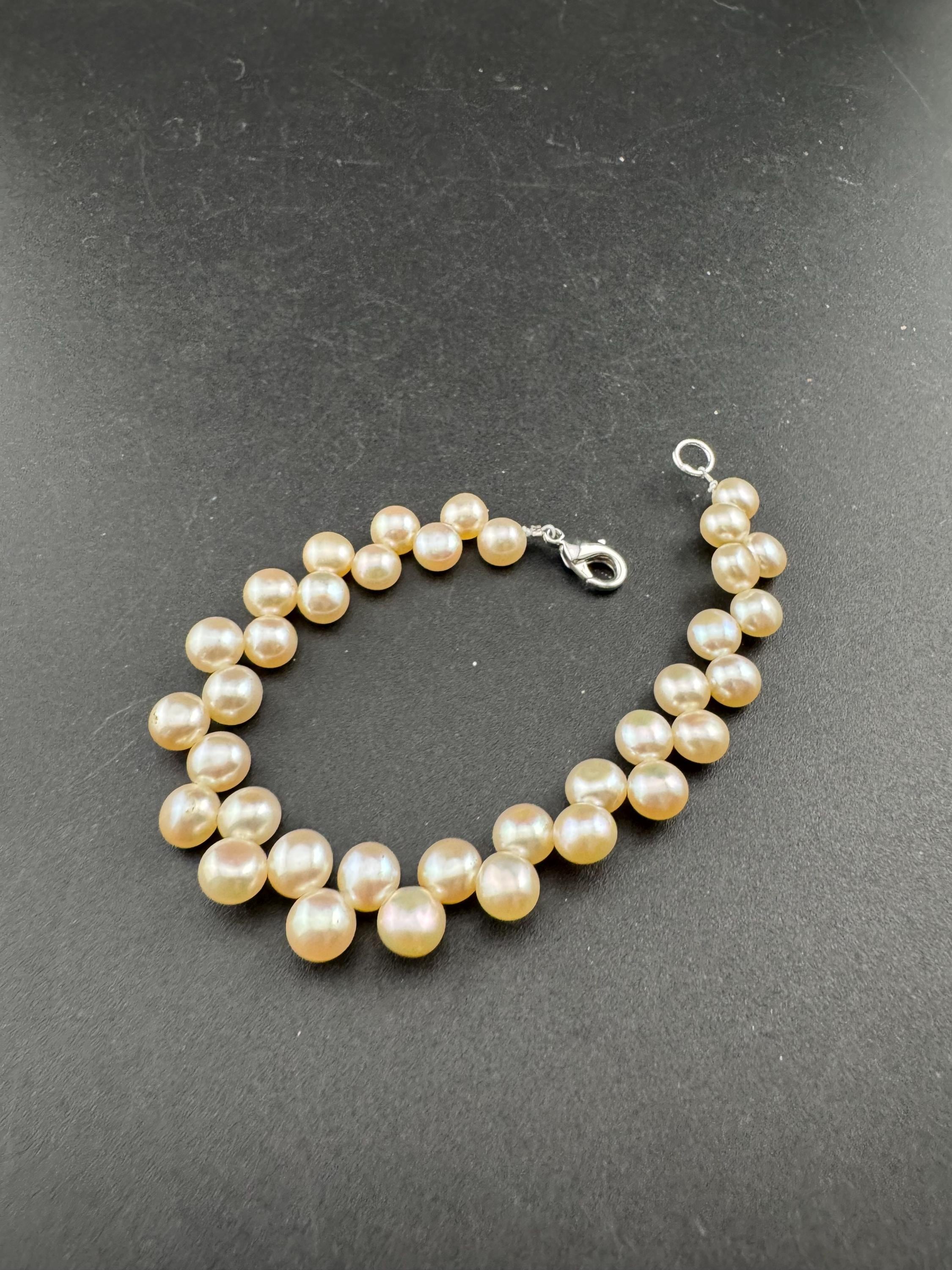 Vintage silver tone modernist genuine freshwater pearl white bracelet