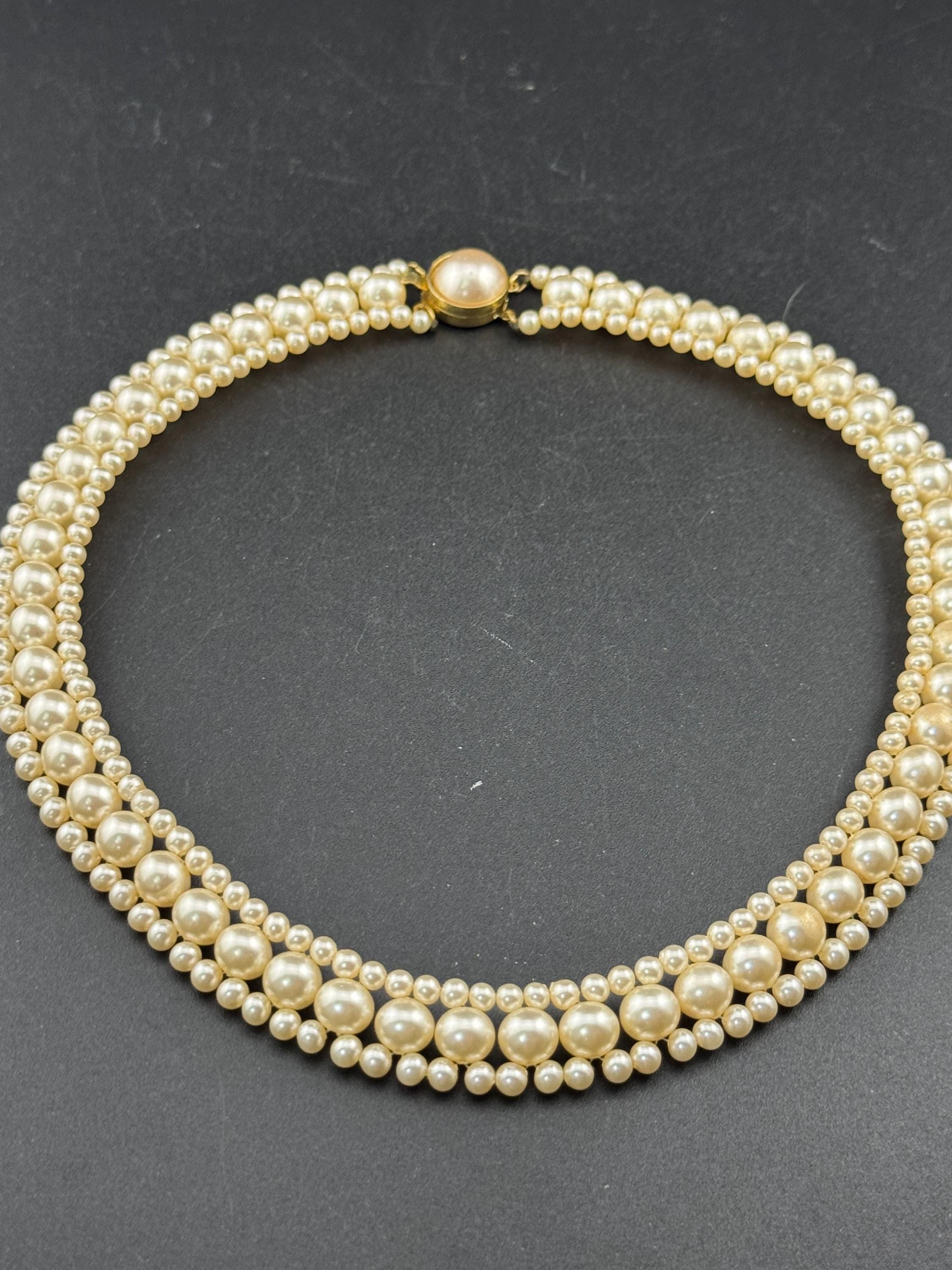 Vintage woven cream glass faux pearl wide choker necklace cabochon clasp 47cm plus stretch