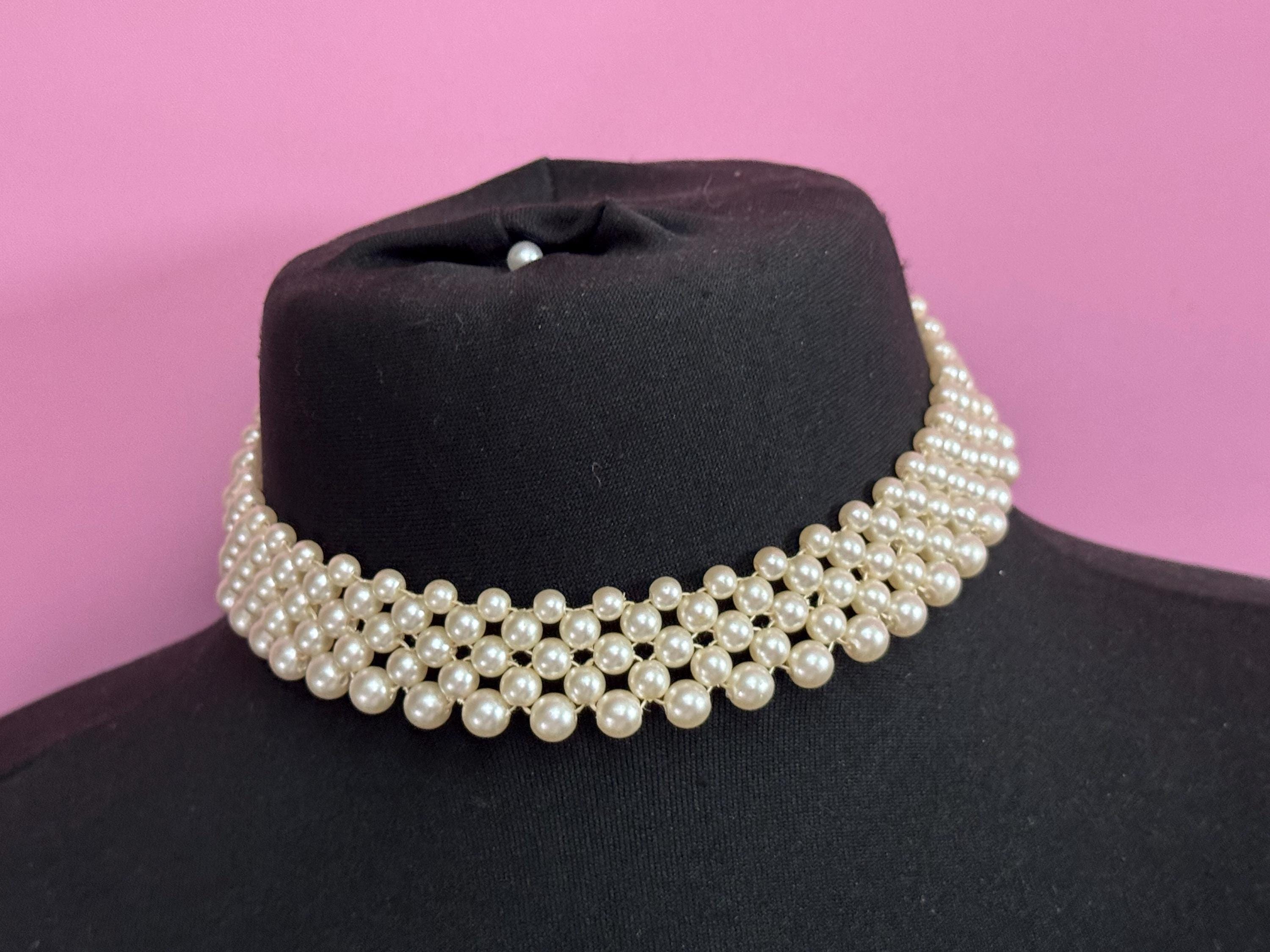 Petite fit, slim neck Vintage Hong Kong signed faux cream Plastic round pearl woven choker necklace 39cm