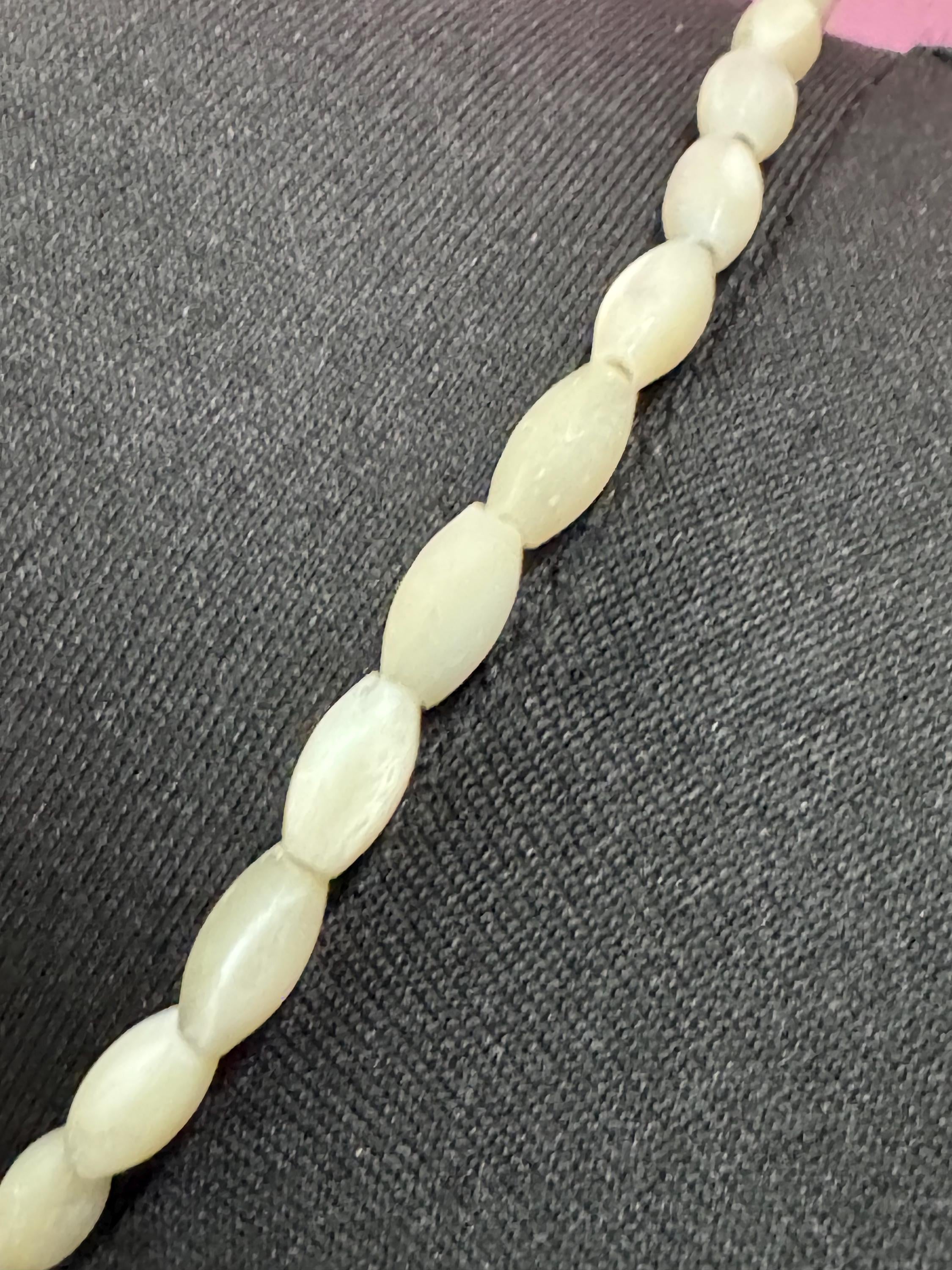 Vintage mother of pearl MOP Natural shell small beaded necklace 40cm