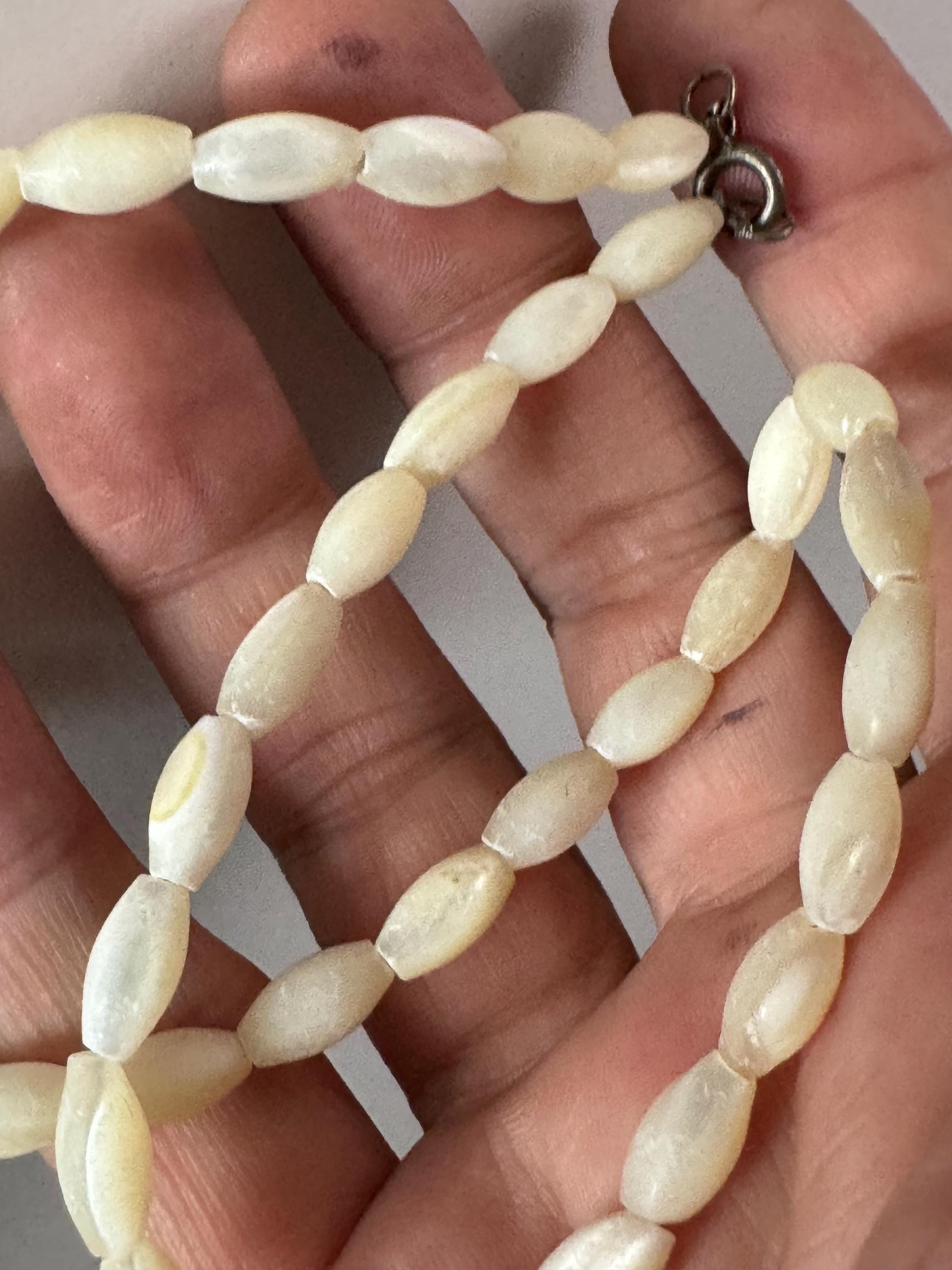 Vintage mother of pearl MOP Natural shell small beaded necklace 40cm