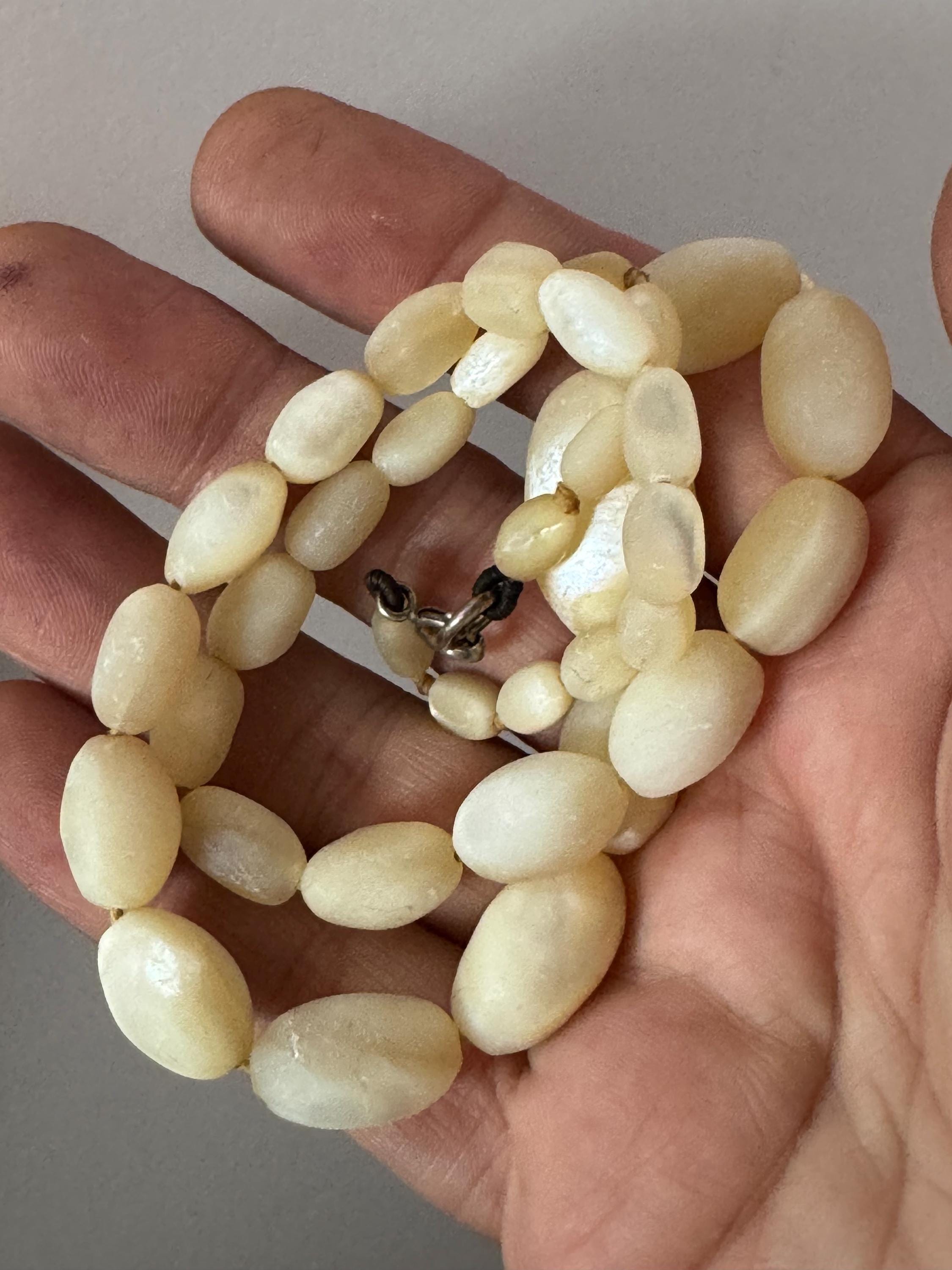 Vintage 925 silver clasp mother of pearl MOP Natural shell small beaded necklace 46cm