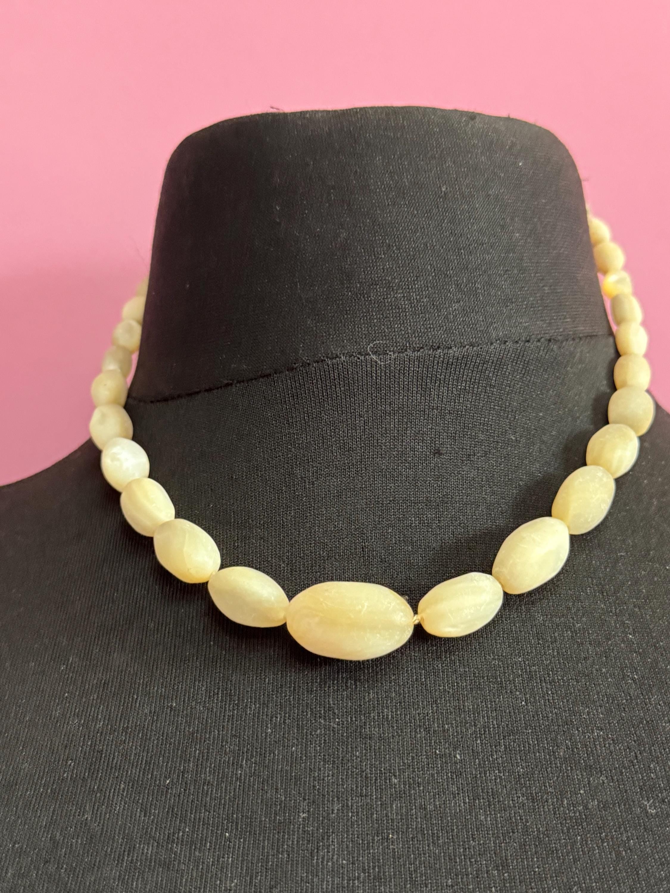 Vintage 925 silver clasp mother of pearl MOP Natural shell small beaded necklace 46cm