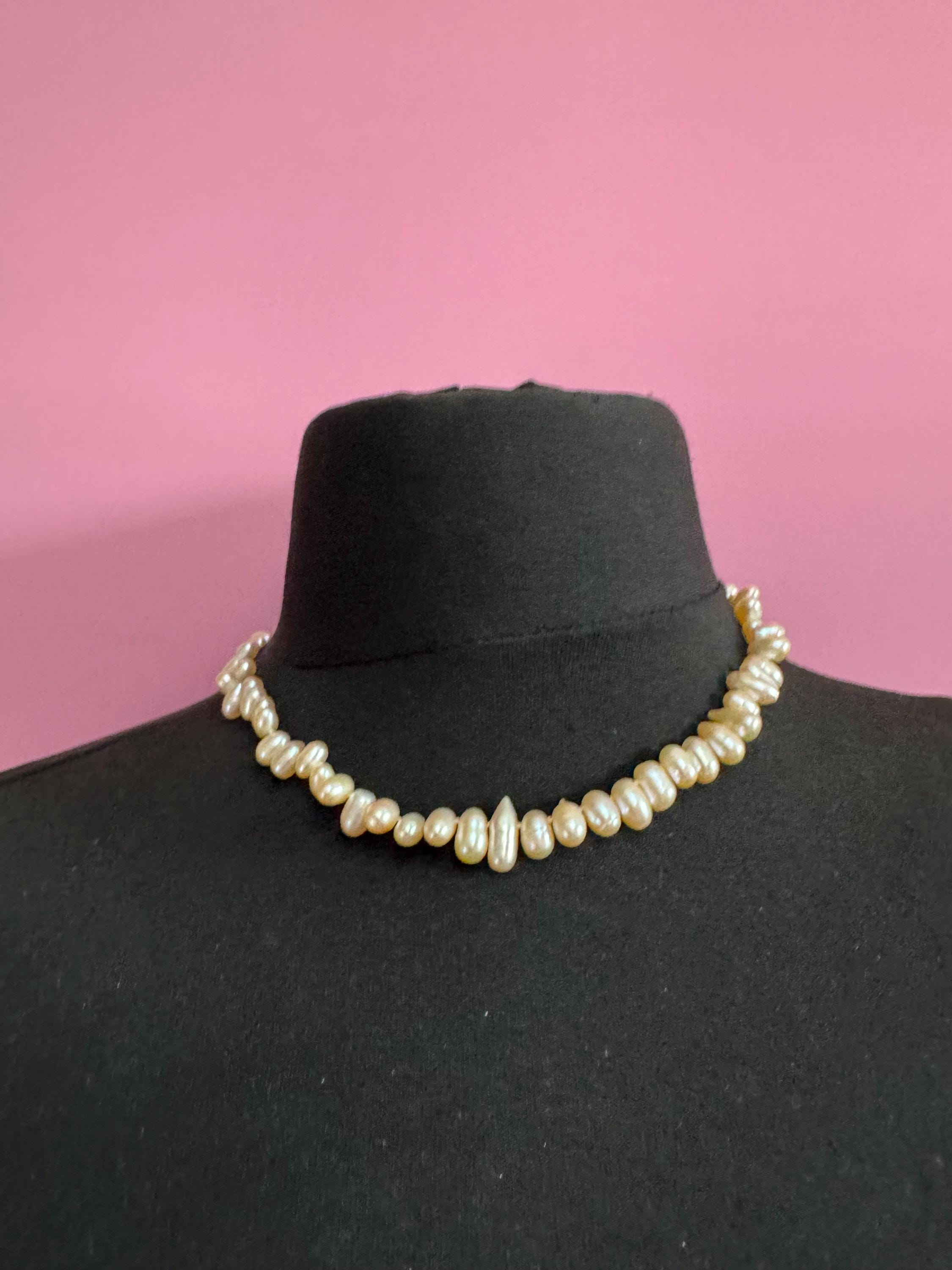 Vintage White cream Natural freshwater pearl beaded collar necklace 45cm