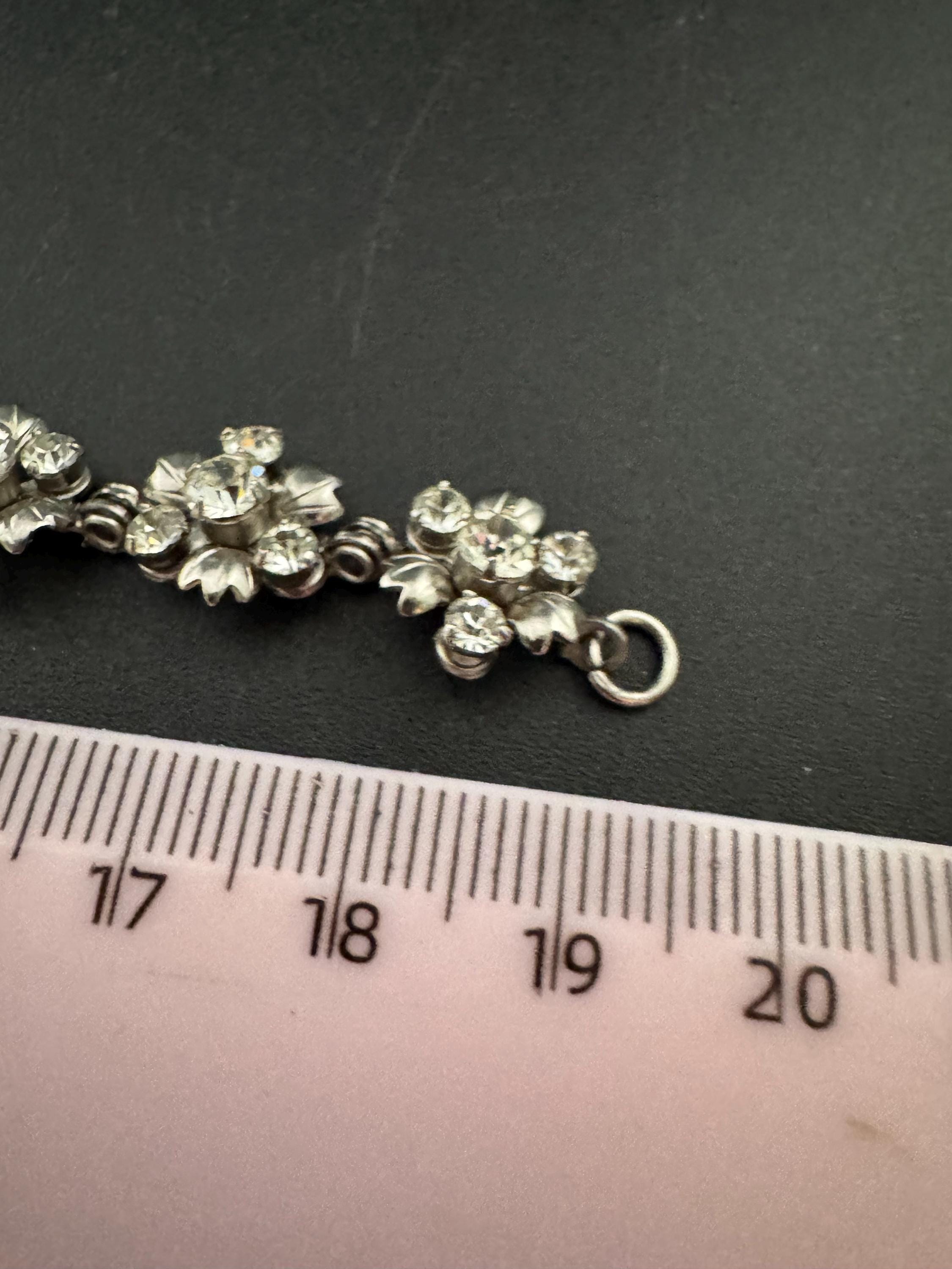 Vintage dainty clear diamanté Crystal fliral chrome panel link silver tone tennis bracelet