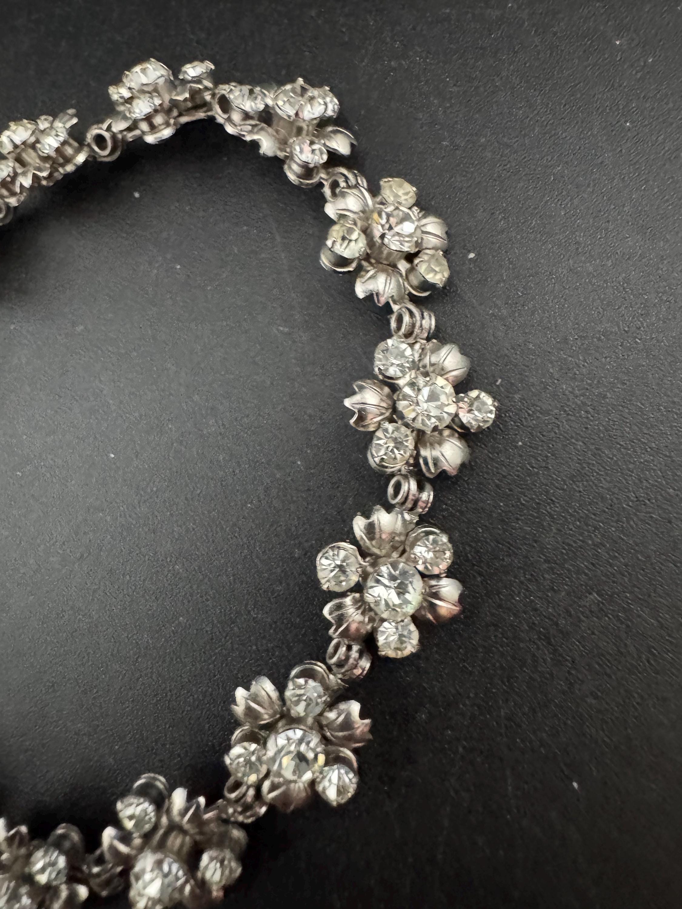 Vintage dainty clear diamanté Crystal fliral chrome panel link silver tone tennis bracelet