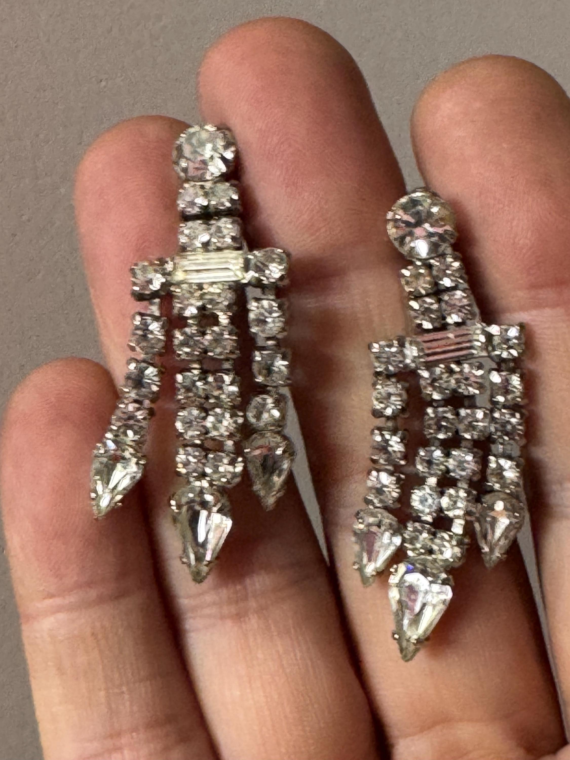 Vintage Clear Diamanté Drop Paste Clip On Earrings screw back