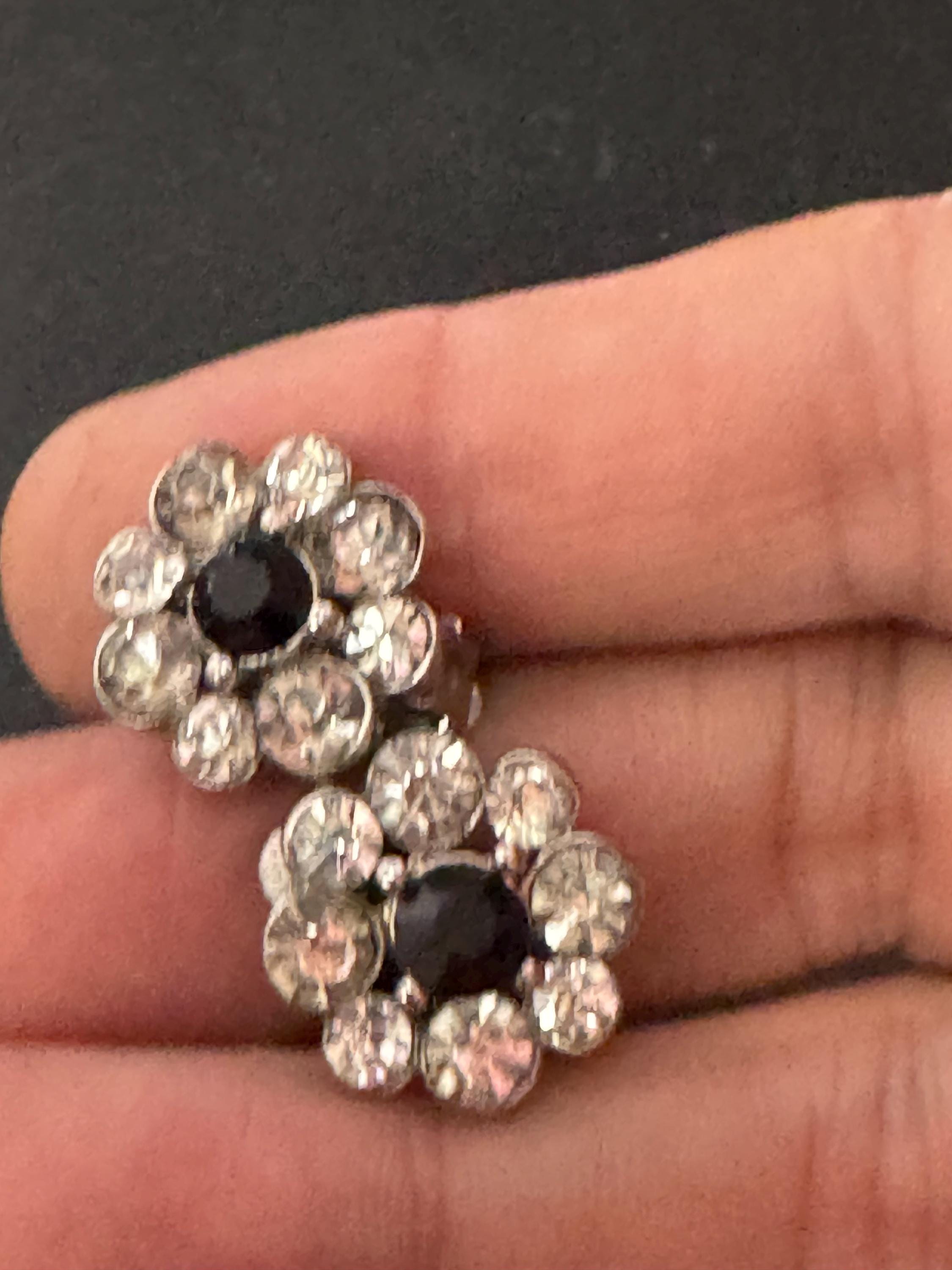 vintage small 1.75cm silver tone Round black and clear glass rhinestone crystal  stud clip on earrings