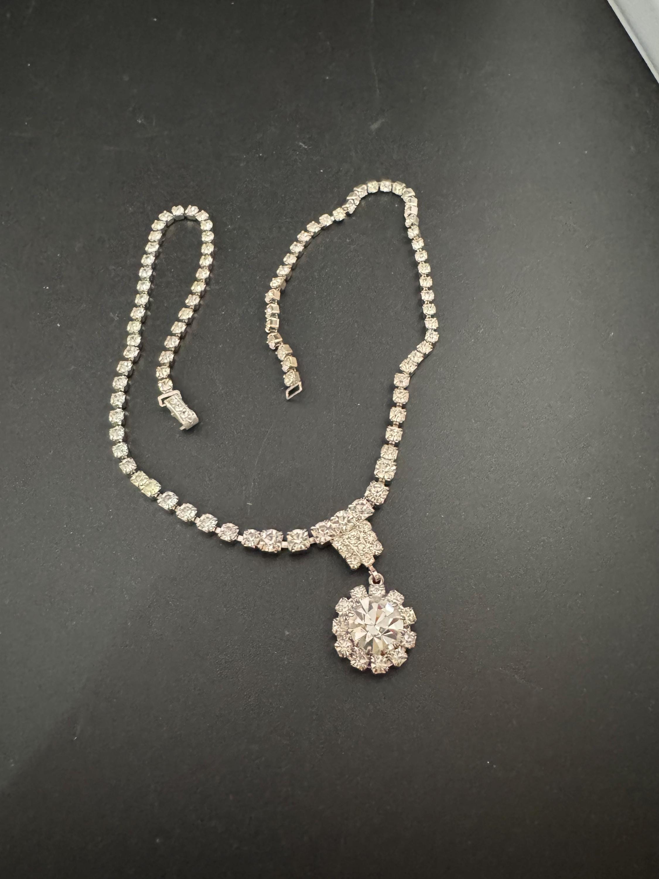 45cm vintage clear diamanté rhinestone crystal silver tone drop choker necklace mid century