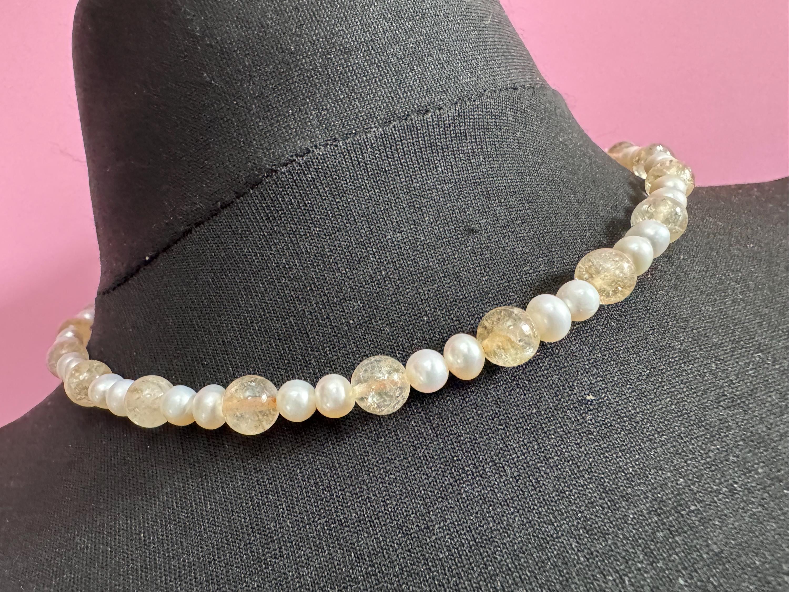925 clasp Vintage White cream Natural freshwater pearl and peach gemstone beaded collar necklace