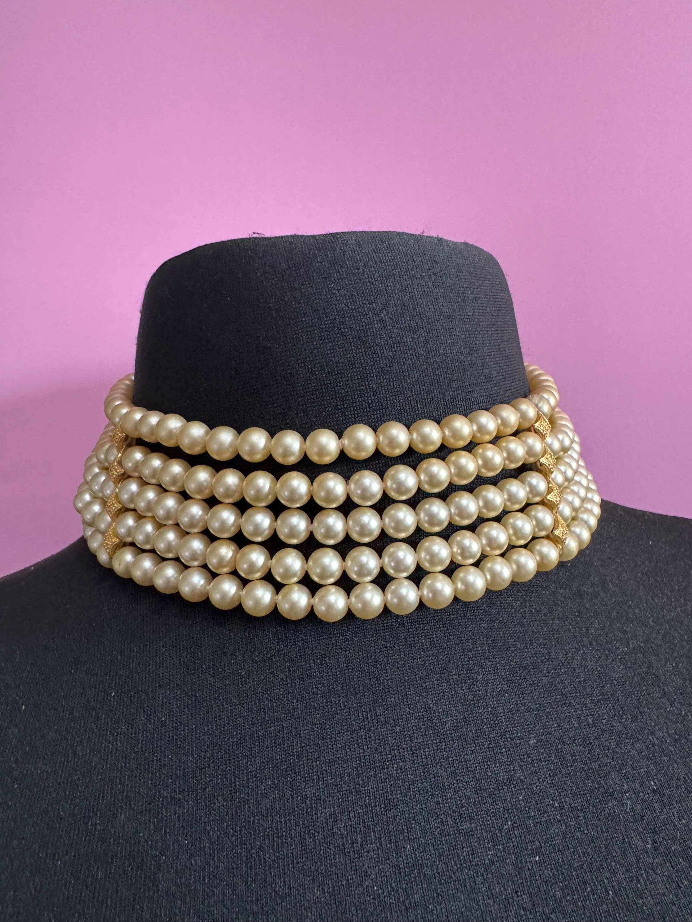 Vintage 36cm to 41cm sit on the neck 5 row Cream glass faux pearl choker necklace gold tone