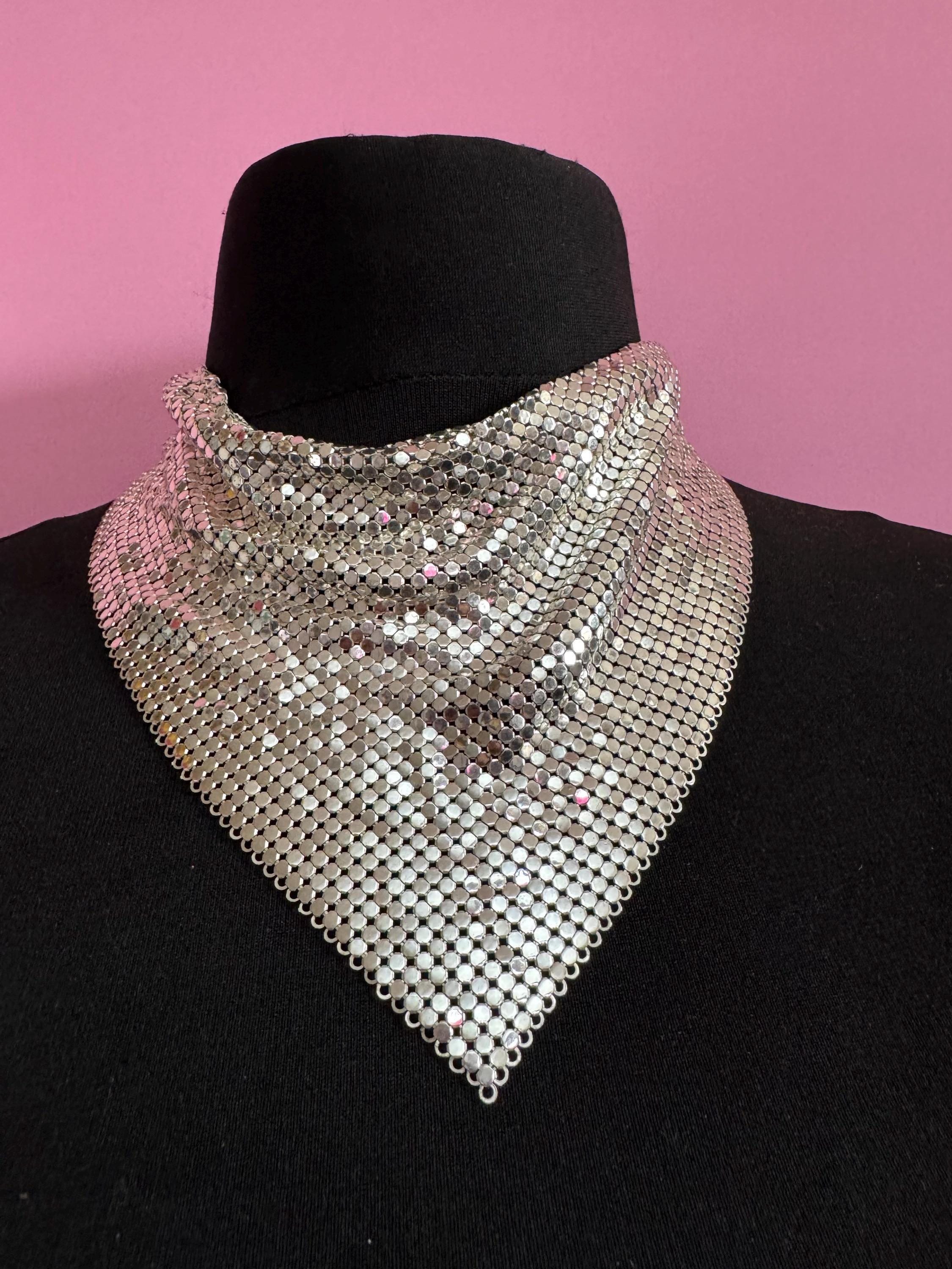 Signed whiting and Davis vintage silver plated mesh choker bib necklace
