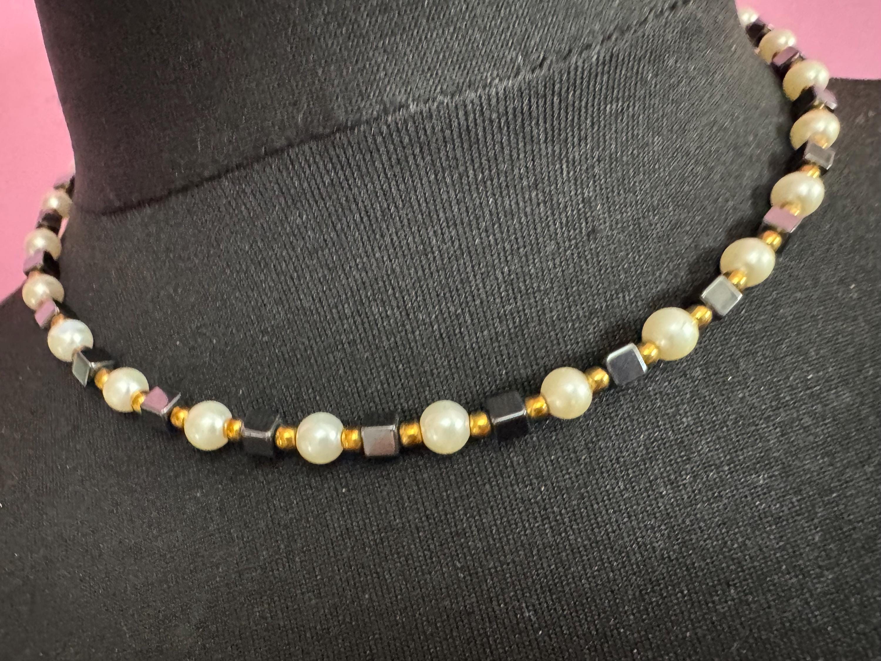 Signed CIRO cream faux pearl and hematite box beaded collar Necklace