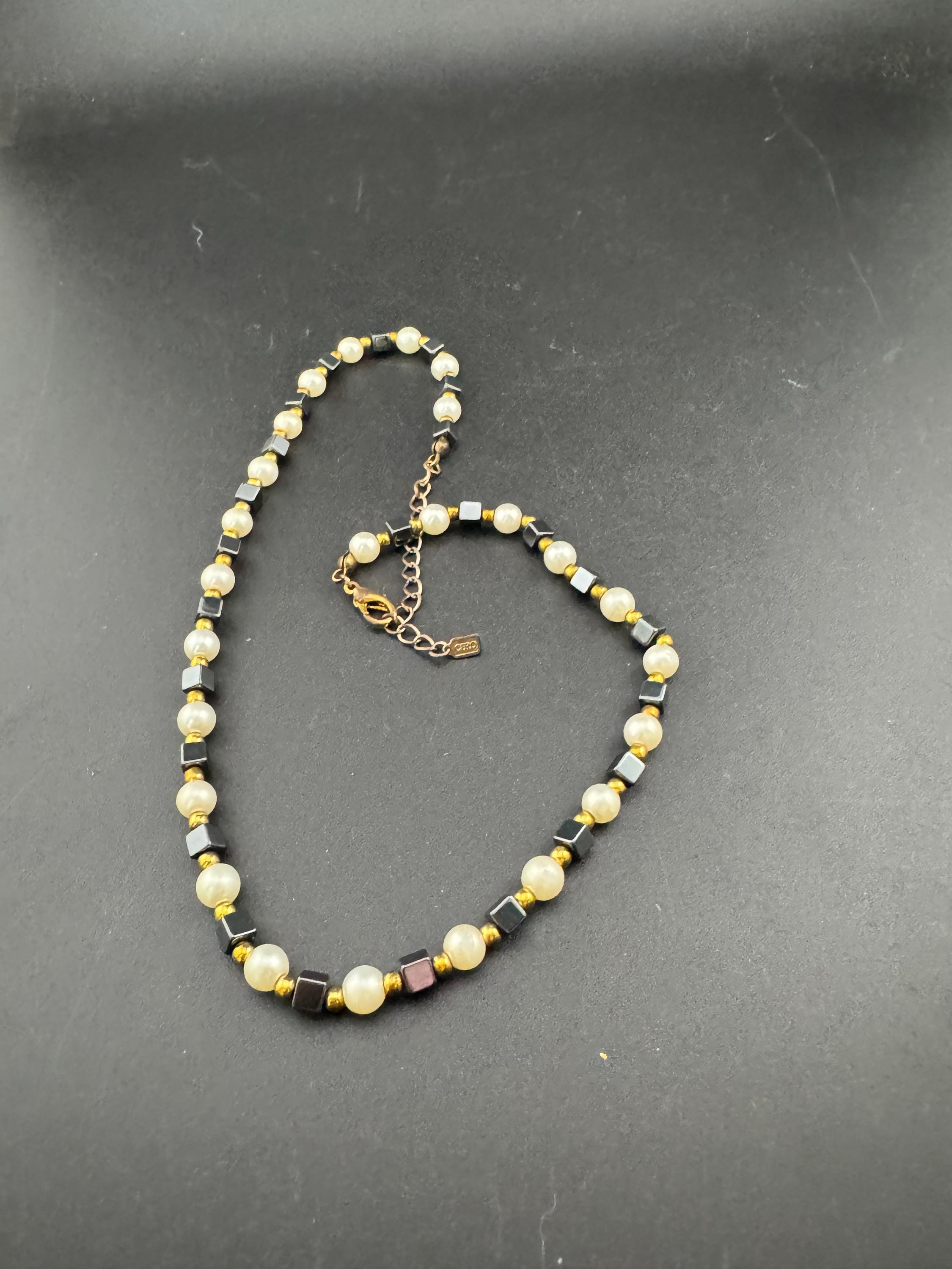 Signed CIRO cream faux pearl and hematite box beaded collar Necklace