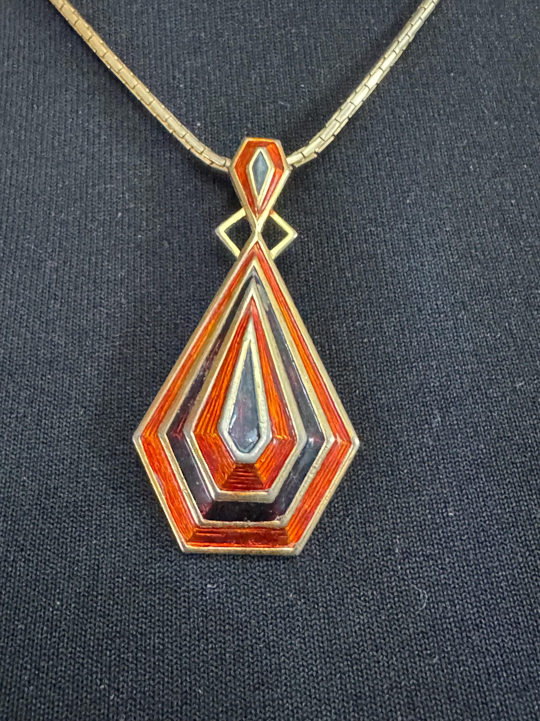 Signed Sphinx Vintage Pendant Necklace: 1970s Gold Tone Geometric Design