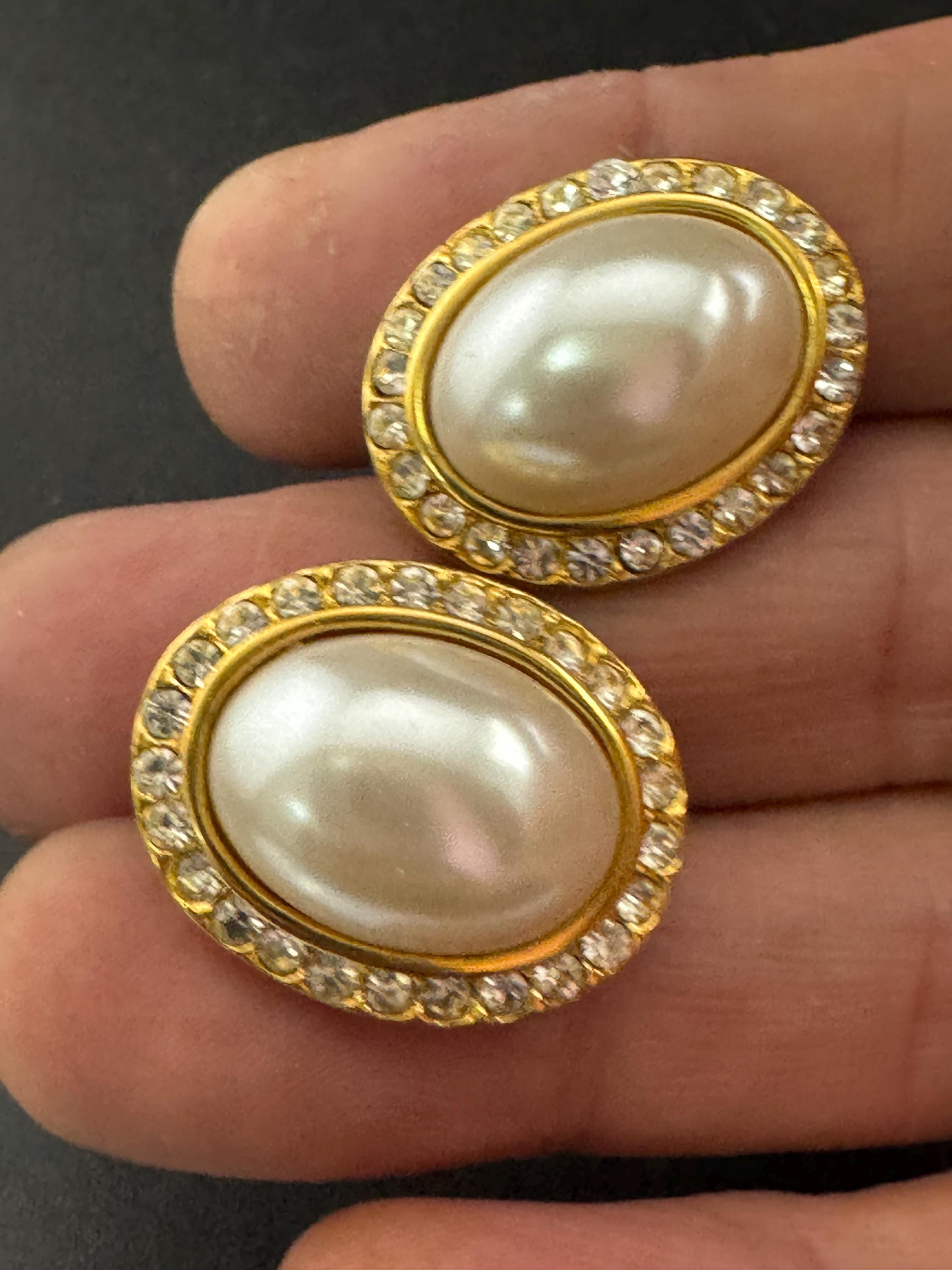 Vintage classic oval gold tone white faux pearl cabochon 2.5 stud earrings with diamanté crystal surround for pierced ears