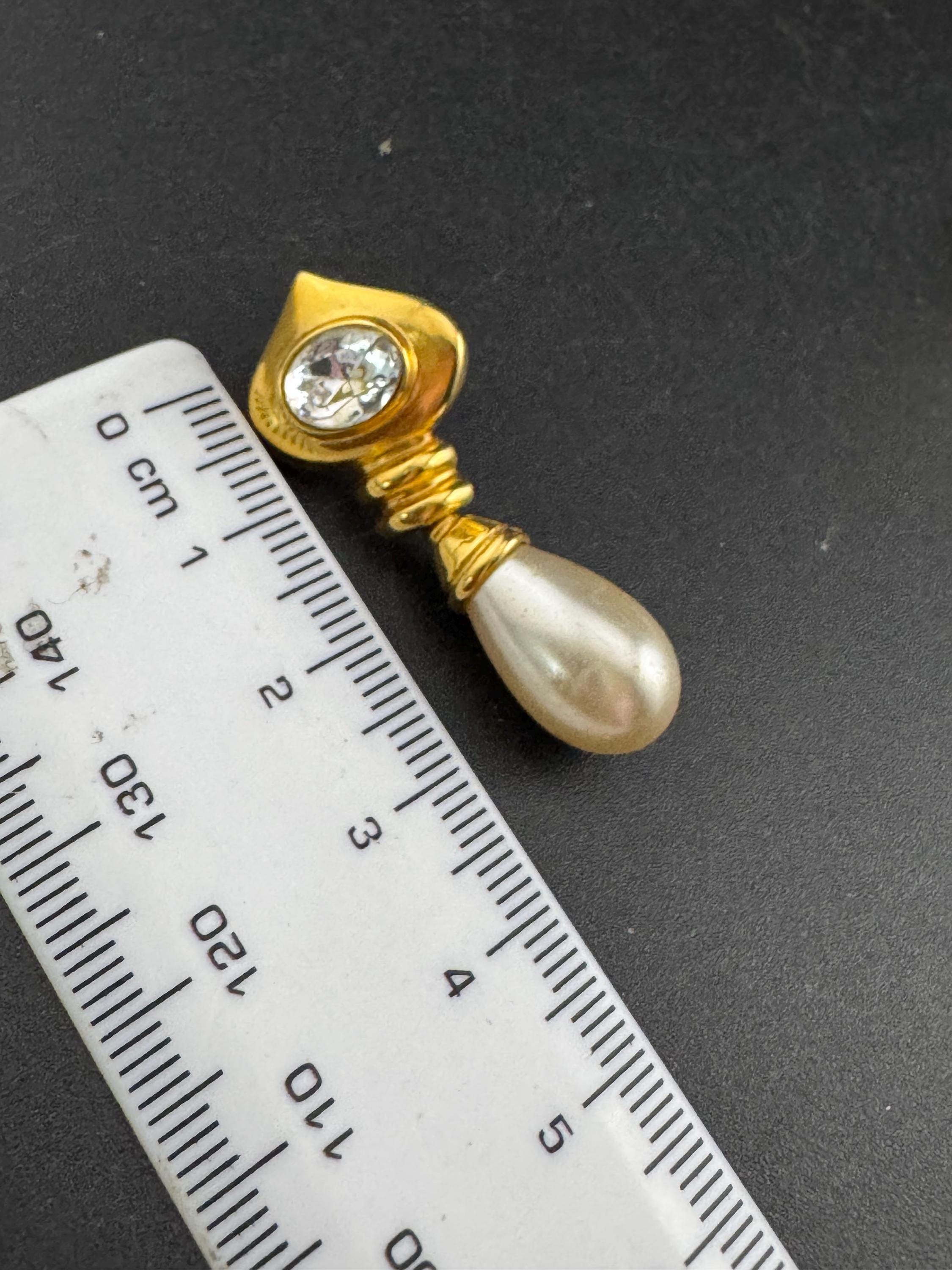 Vintage Gold Tone Teardrop Pearl Diamanté Crystal Drop Earrings