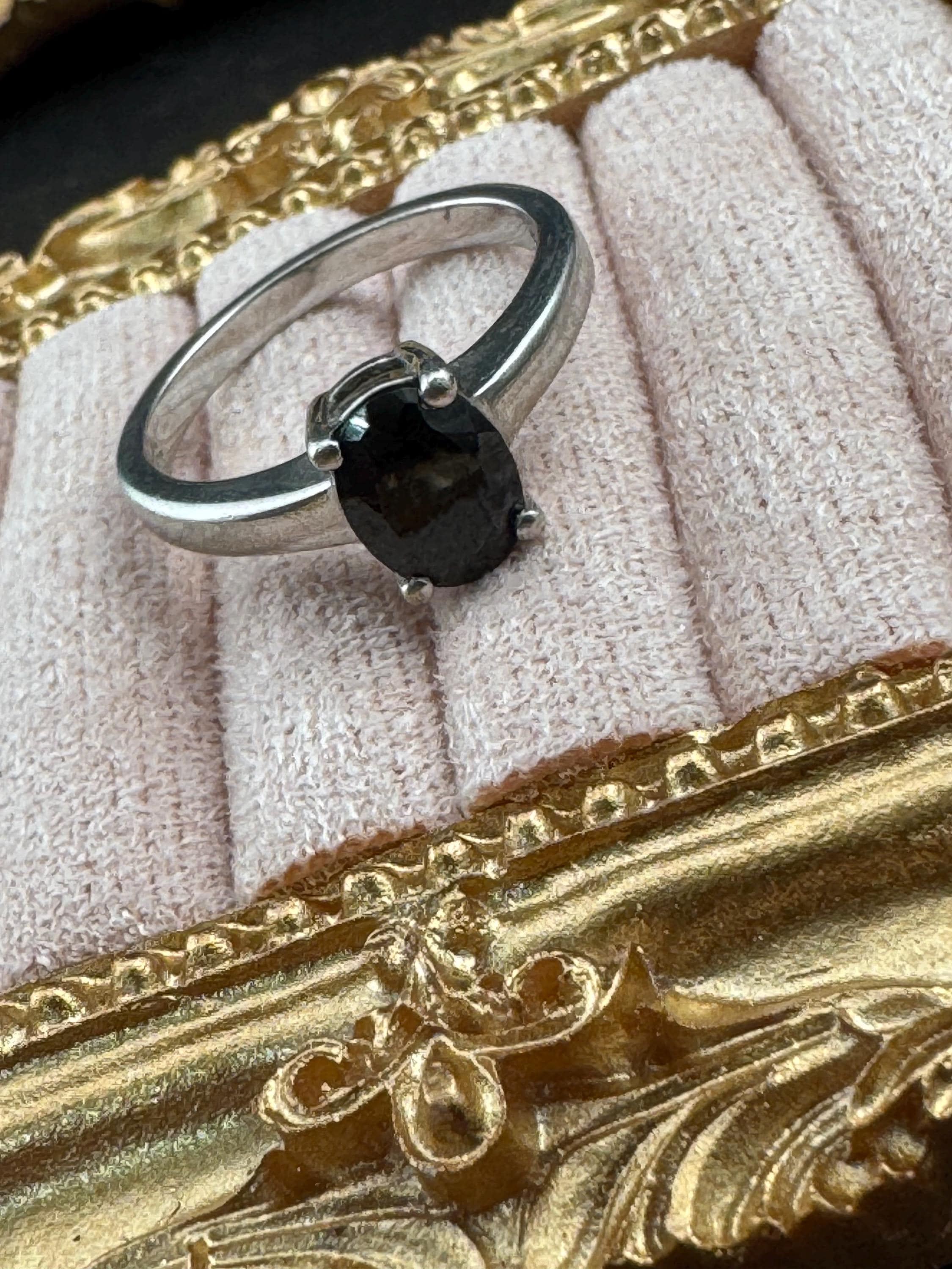 Retro Black Gemstone Ring: Sterling Silver 925 - UK Size N.5