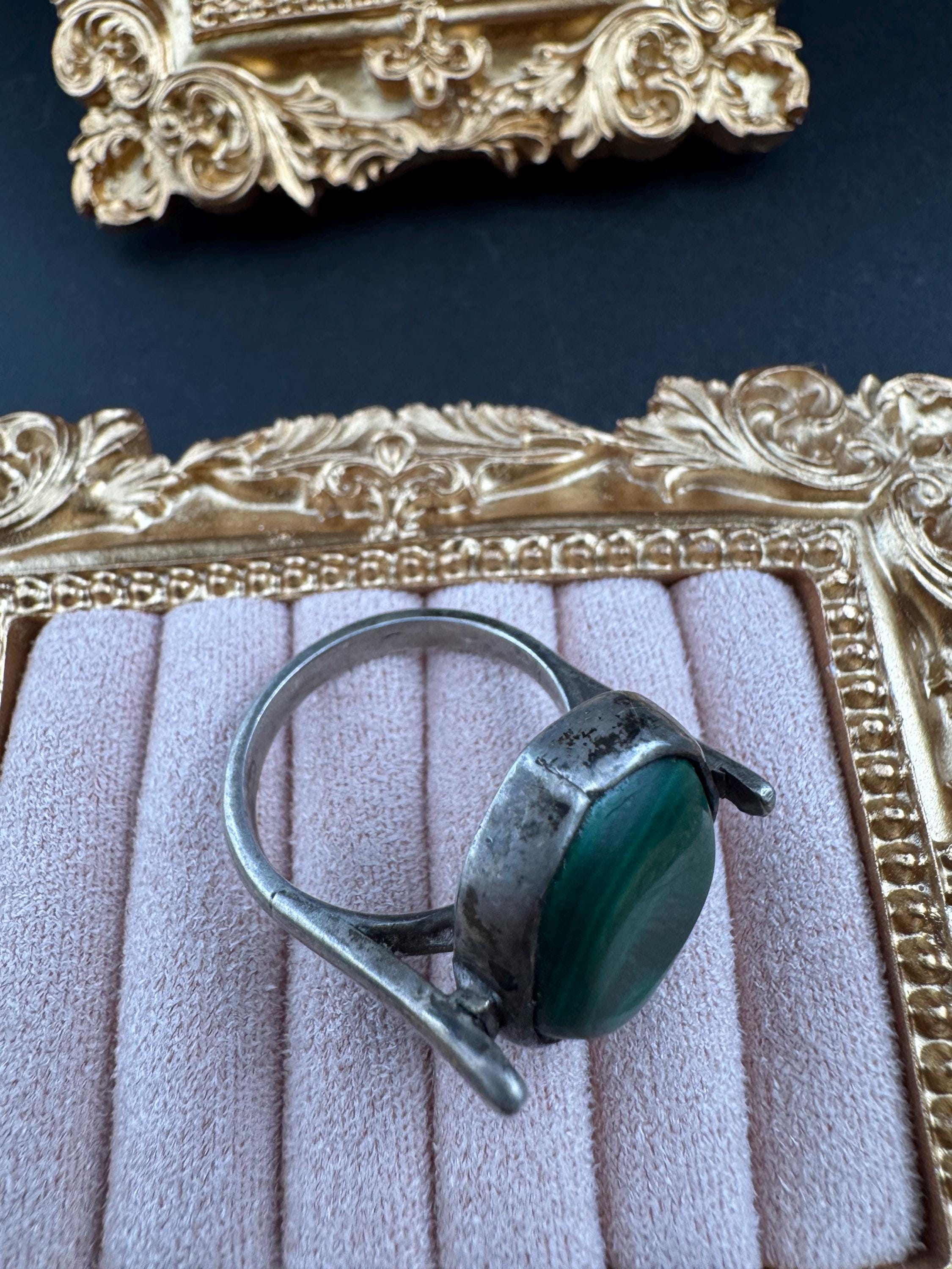 Size S.5 T Vintage 925 sterling silver green malachite gemstone ring , modernist 1970s