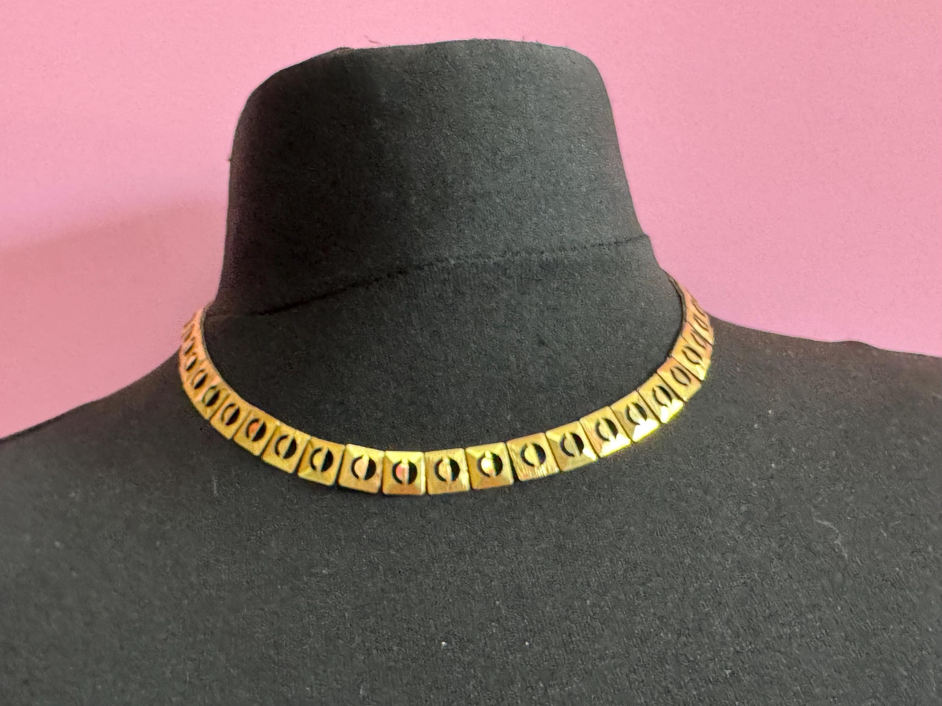 Vintage mid century gold plated openwork collar choker necklace