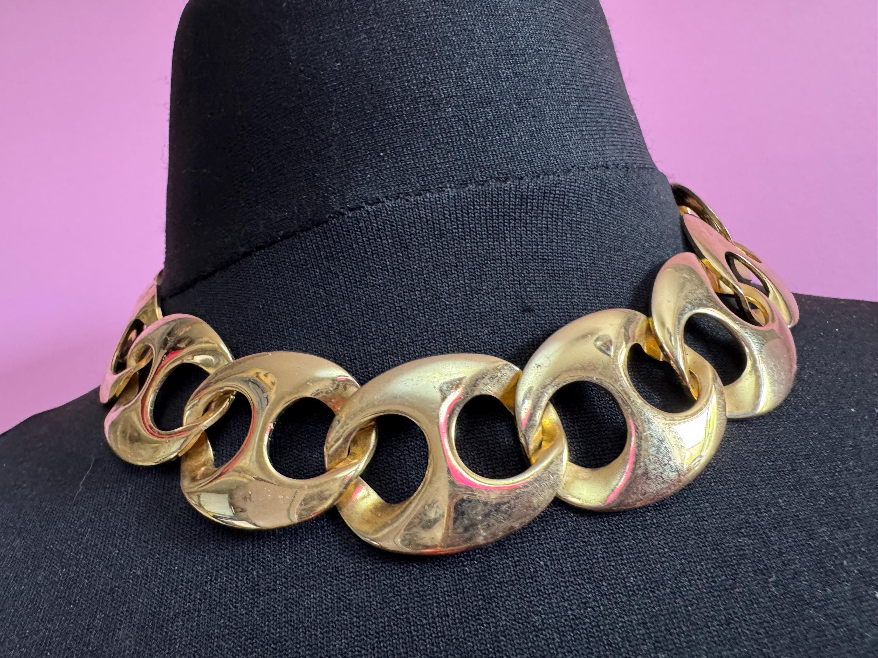 Nautical vintage gold tone modernist wide mariner link choker necklace