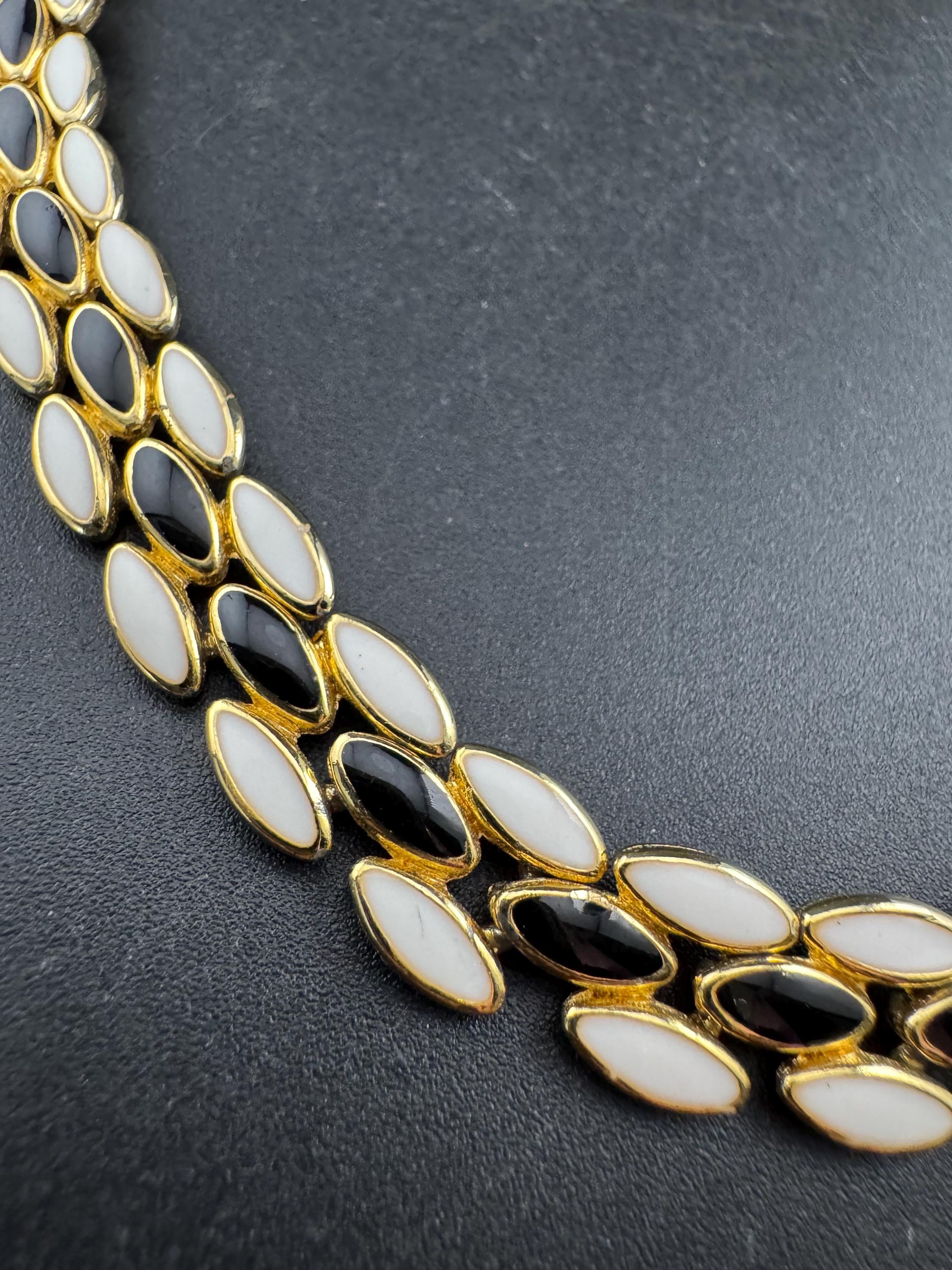 Retro 1980s gold tone black and white enamel panther link collar necklace 43cm
