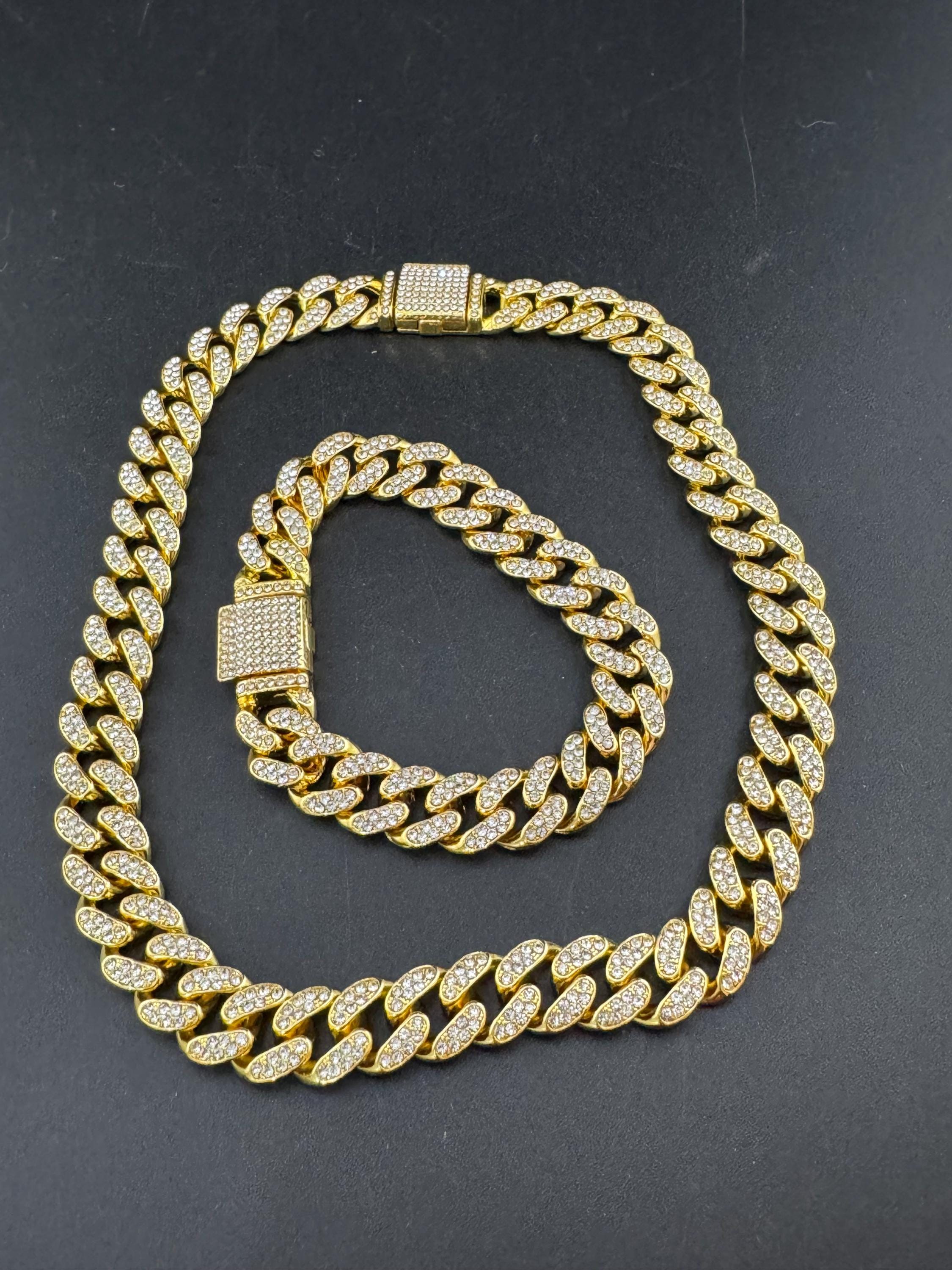 Retro y2K Gold tone flat curb chain link gold necklace and matching bracelet with encrusted clear paste diamanté detail , jewellery set