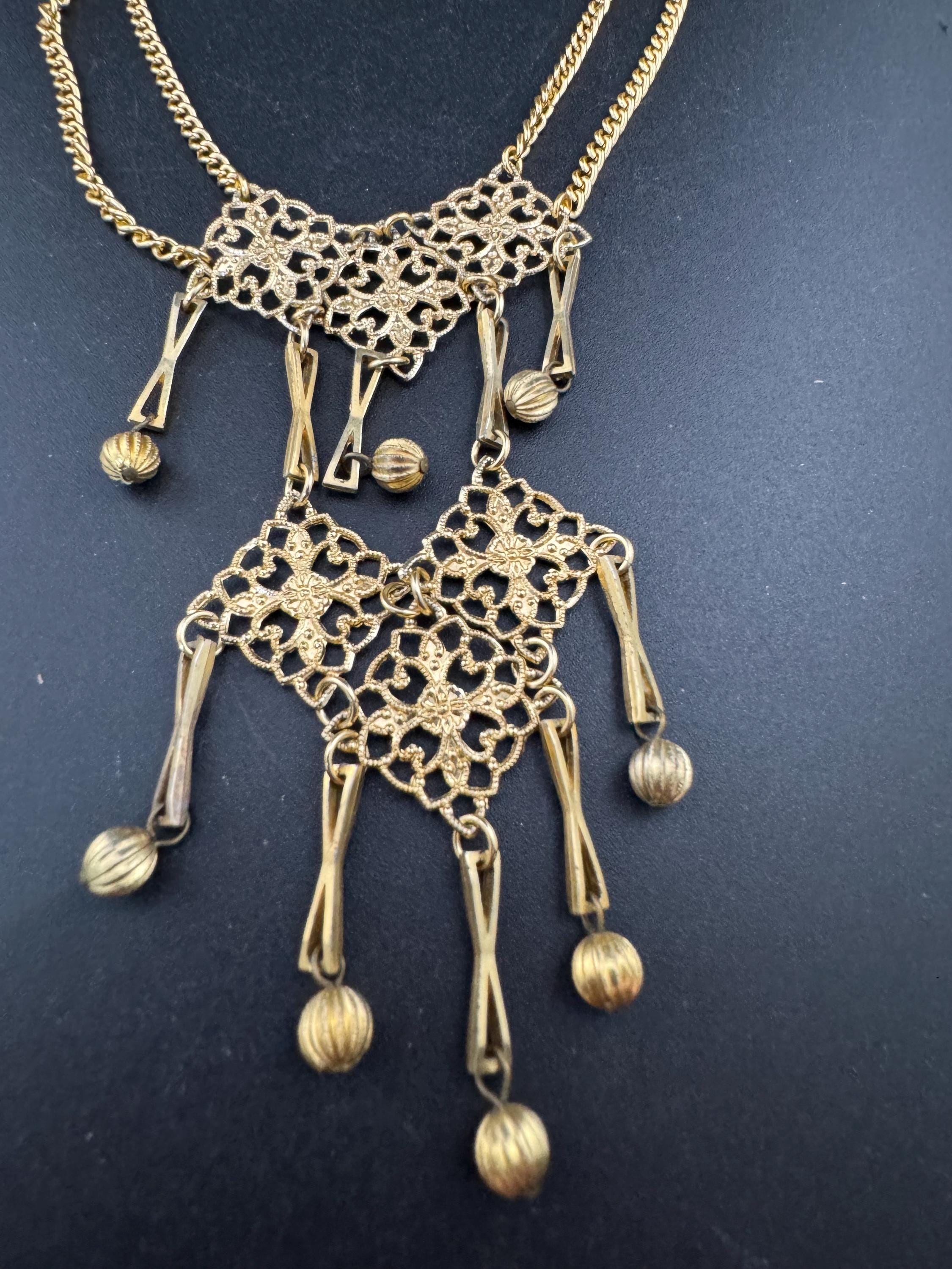 Mid century lightweight Eloxal aluminium gold tone bib drop necklace 50s 60s