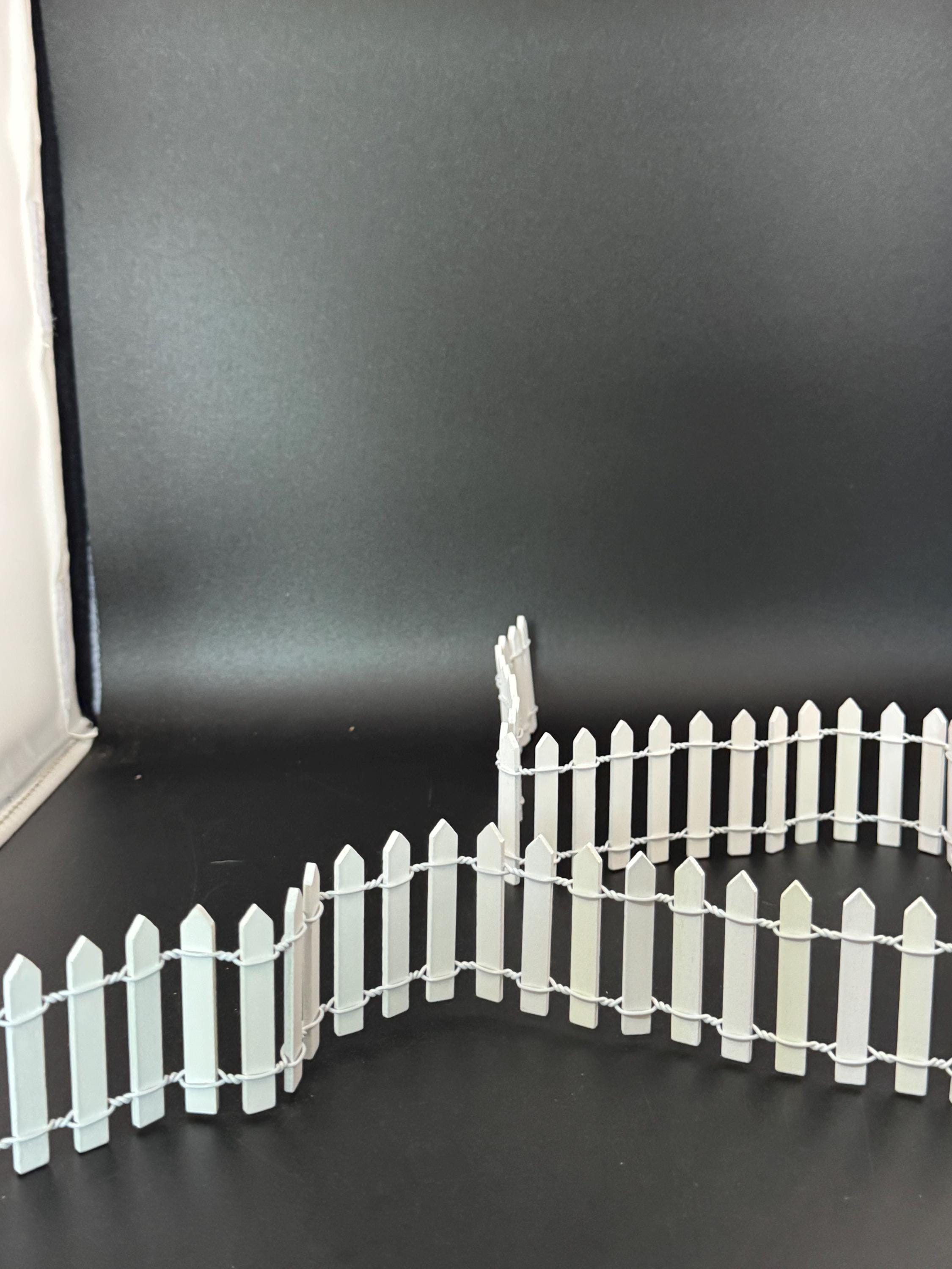 Miniature Wooden Picket Fence: Craft, Cake Topper, Dollhouse Scenery