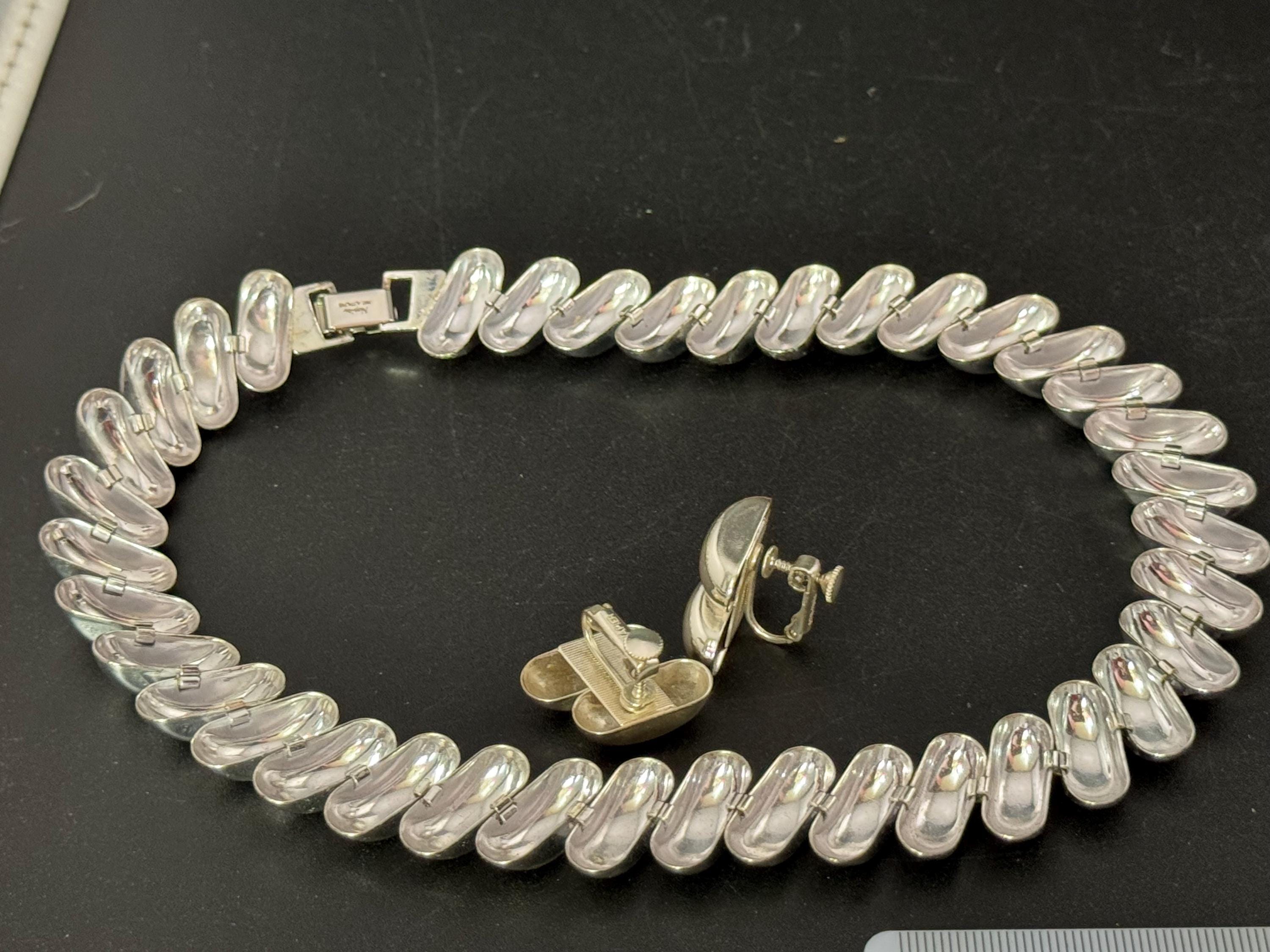 Vintage signed Napier Silver Tone Choker Necklace & Earrings Set