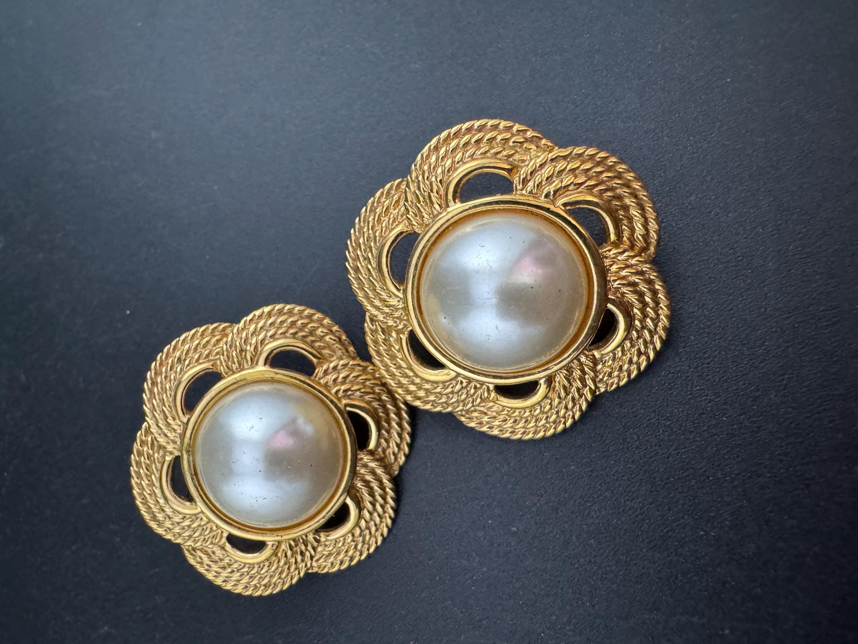 Signed Napier vintage 1980s Gold tone cream faux pearl pair large stud  earrings pierced