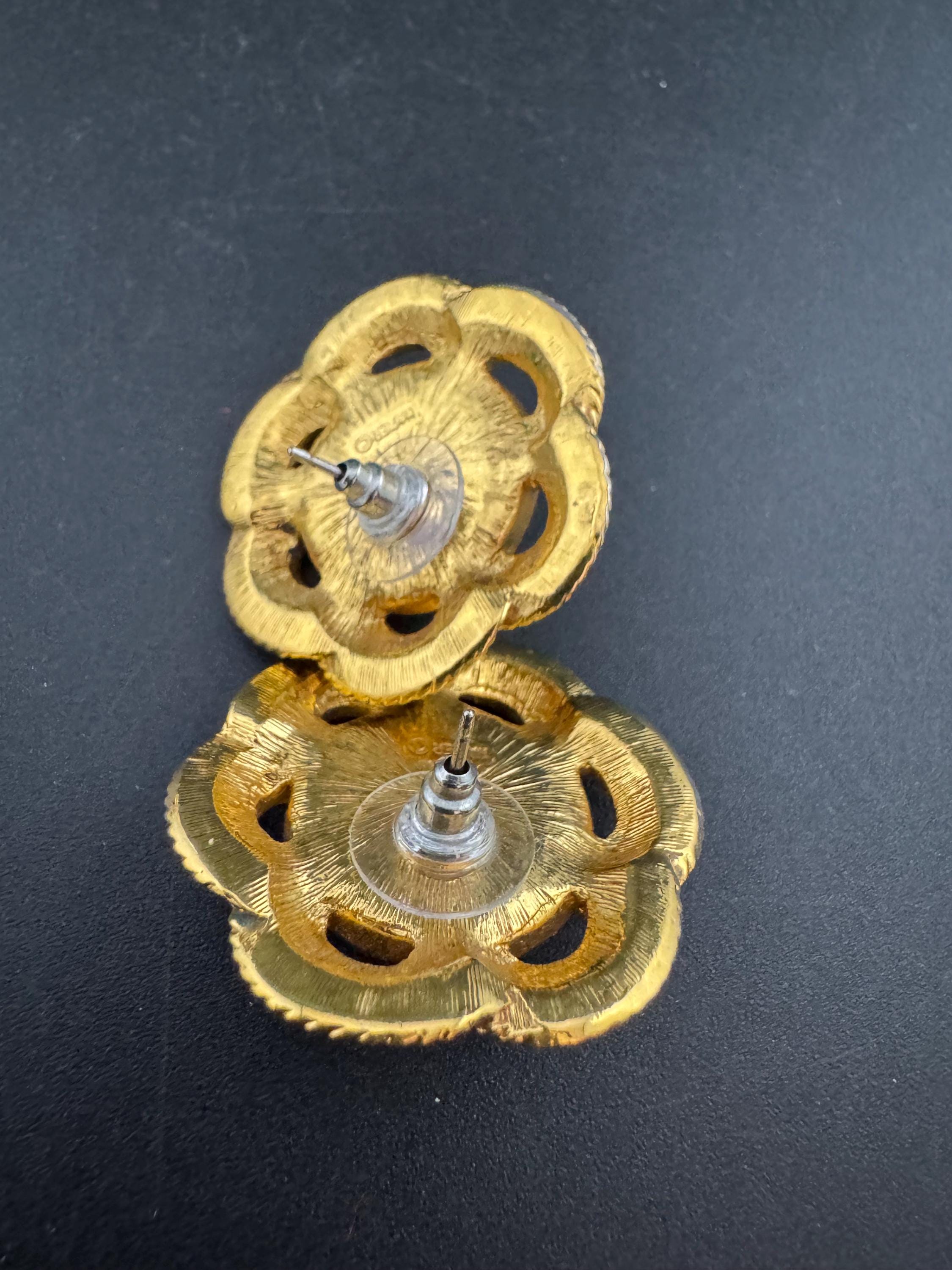 Signed Napier vintage 1980s Gold tone cream faux pearl pair large stud  earrings pierced