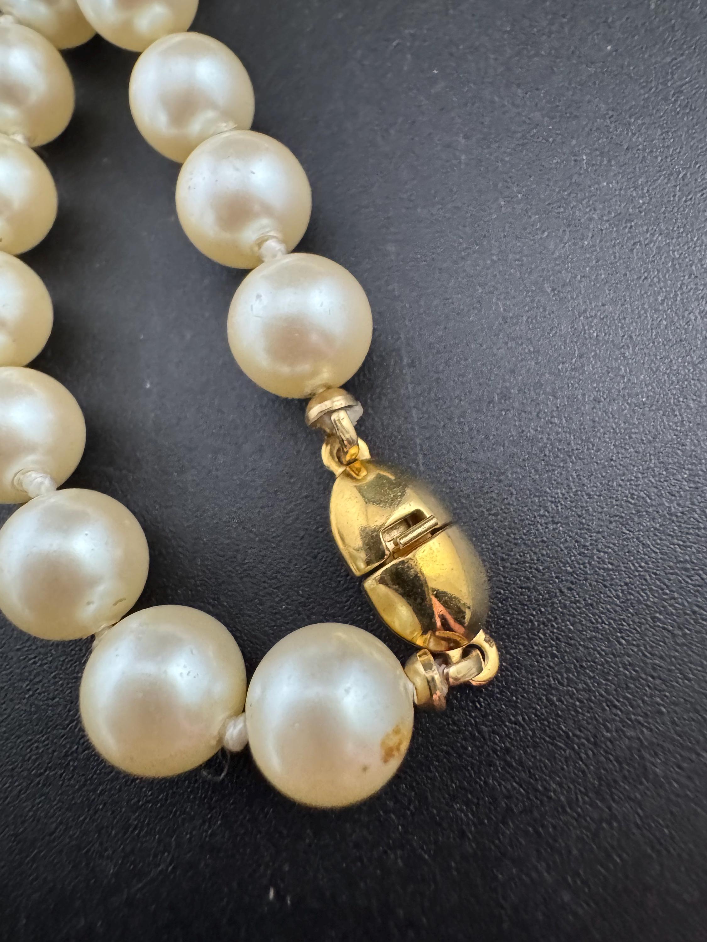 Signed MONET Oyster Cream Glass Pearl Necklace: Knotted Single Strand