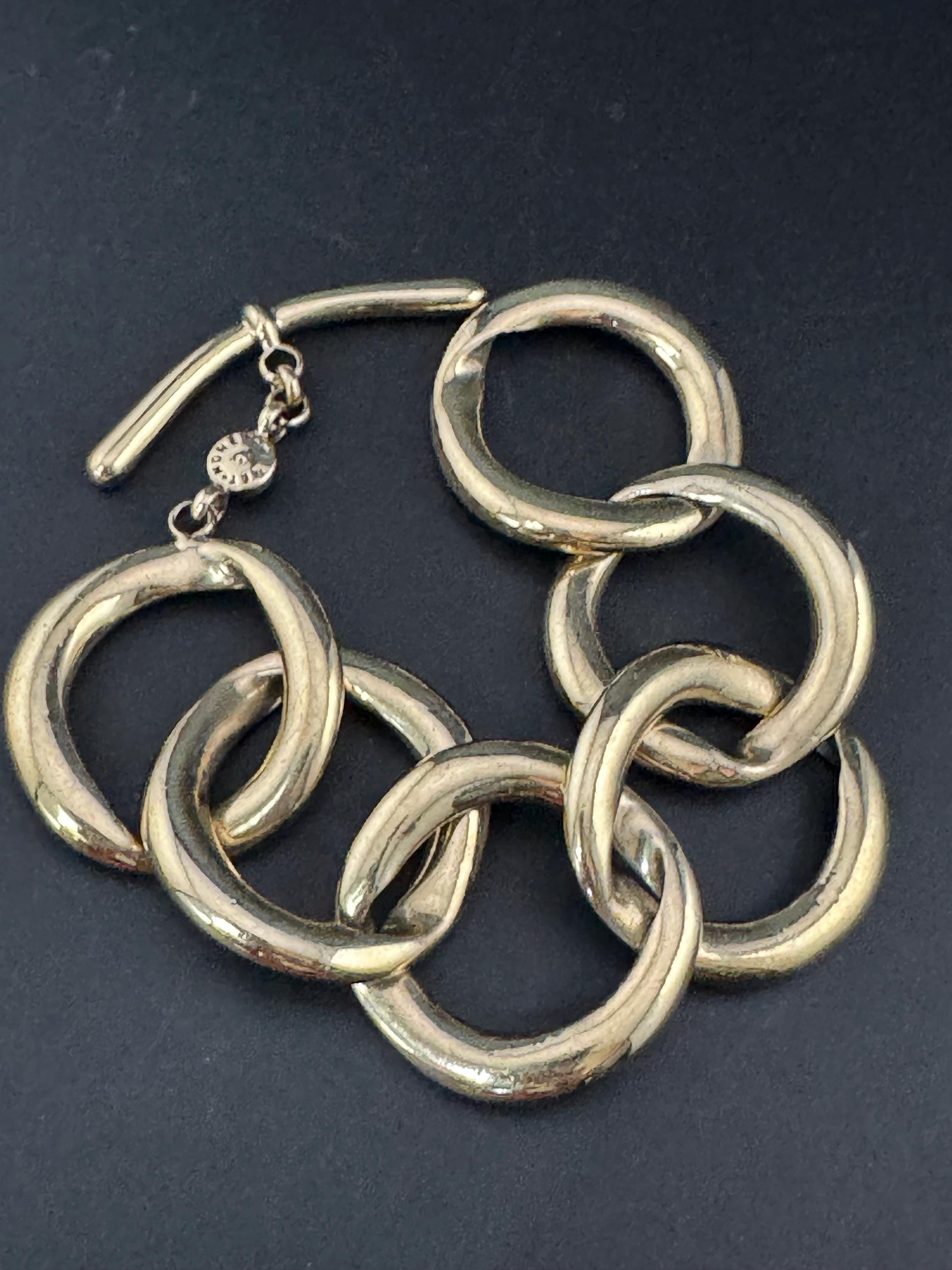 designer MONET signed oversized  gold tone chunky curb chain link heavy wide toggle bracelet 22cm